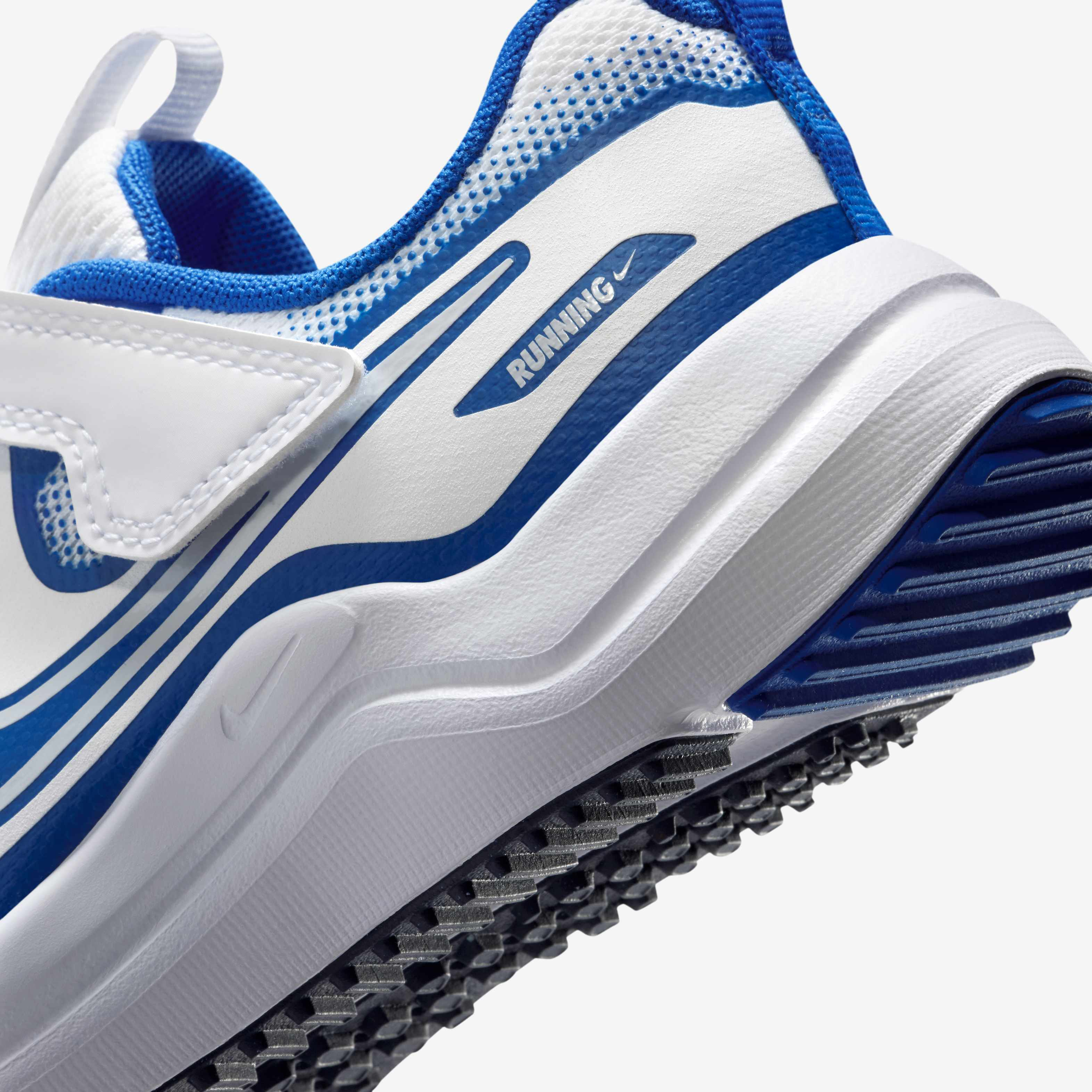 Nike Cosmic Runner image number 7