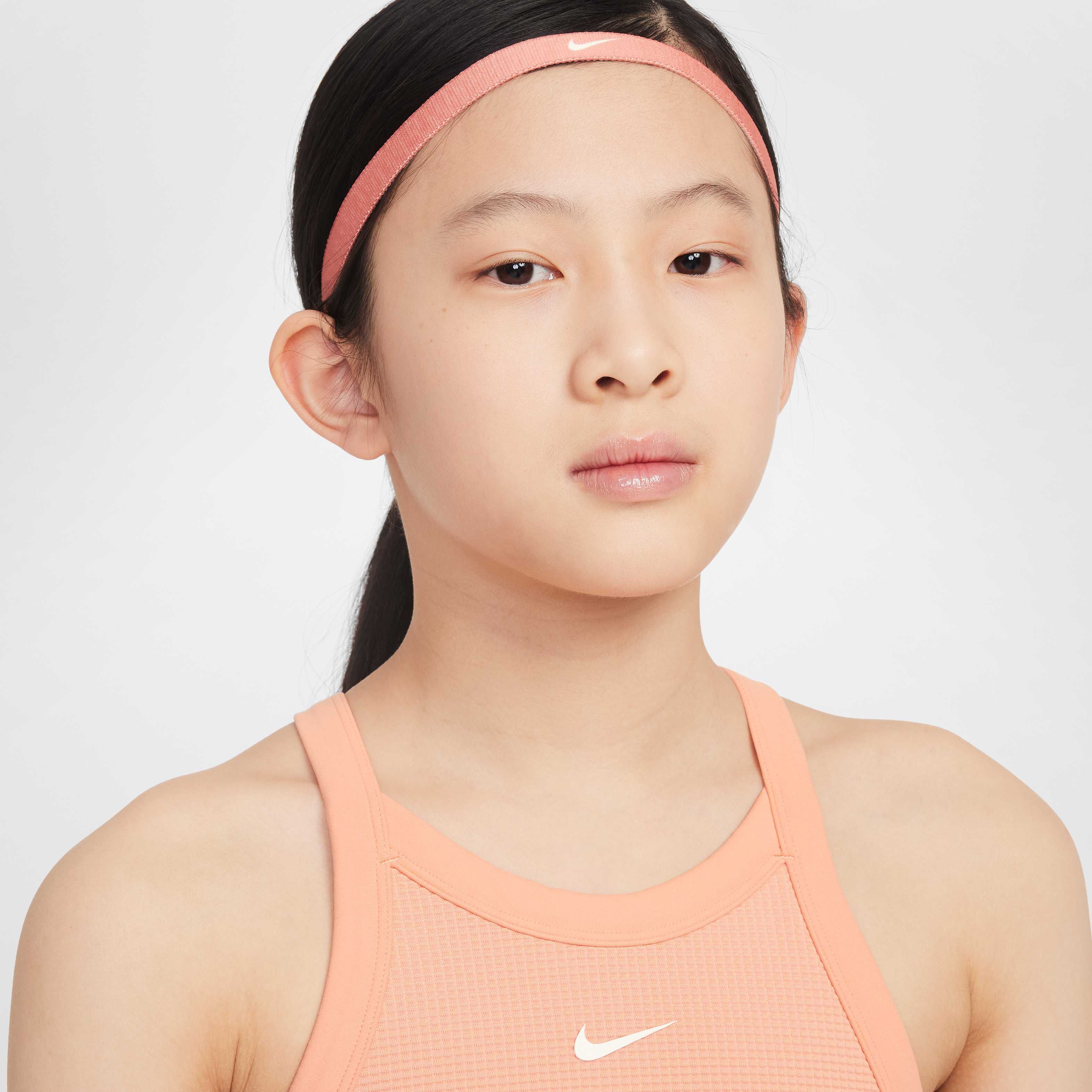 Nike image number 2