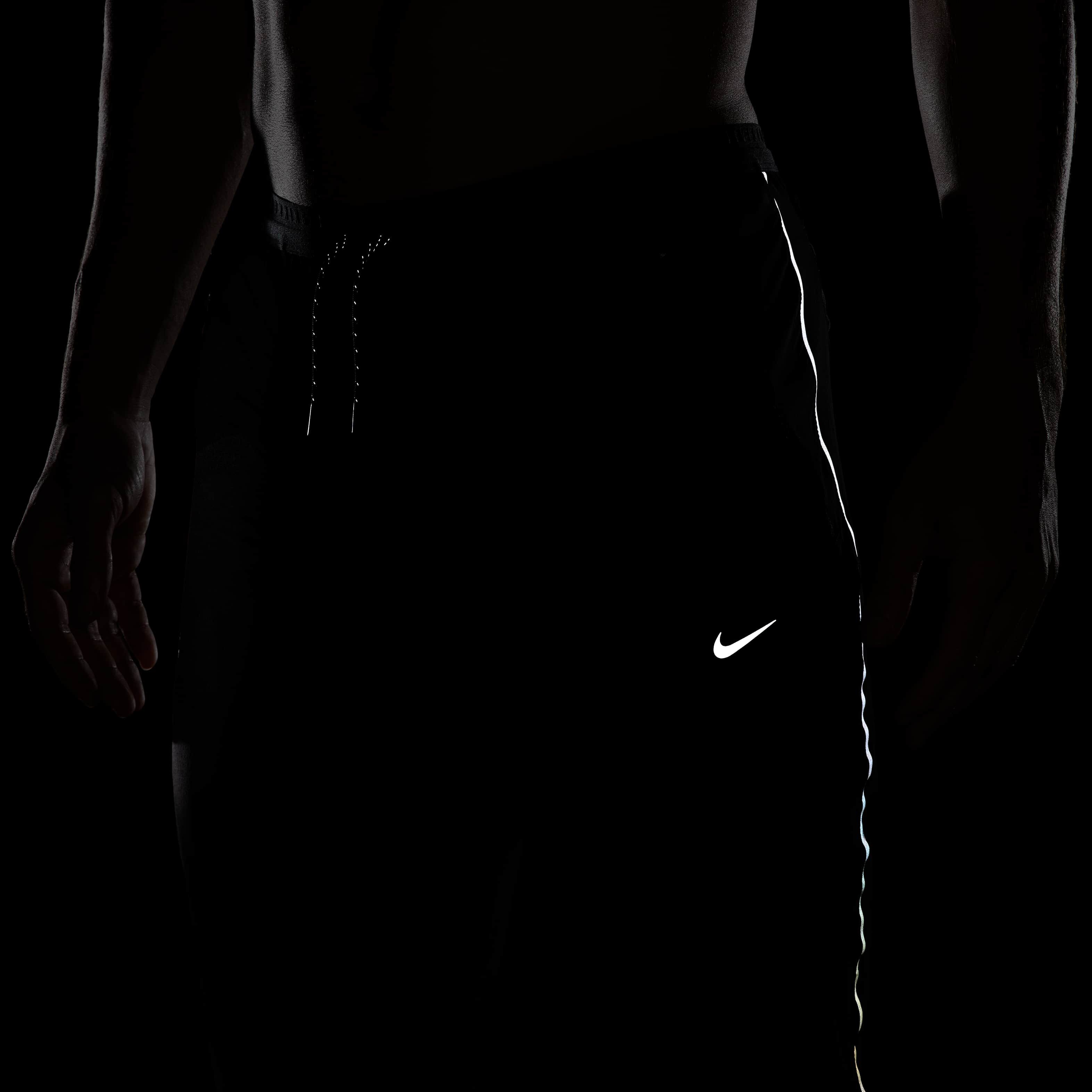 Nike Running Division image number 9