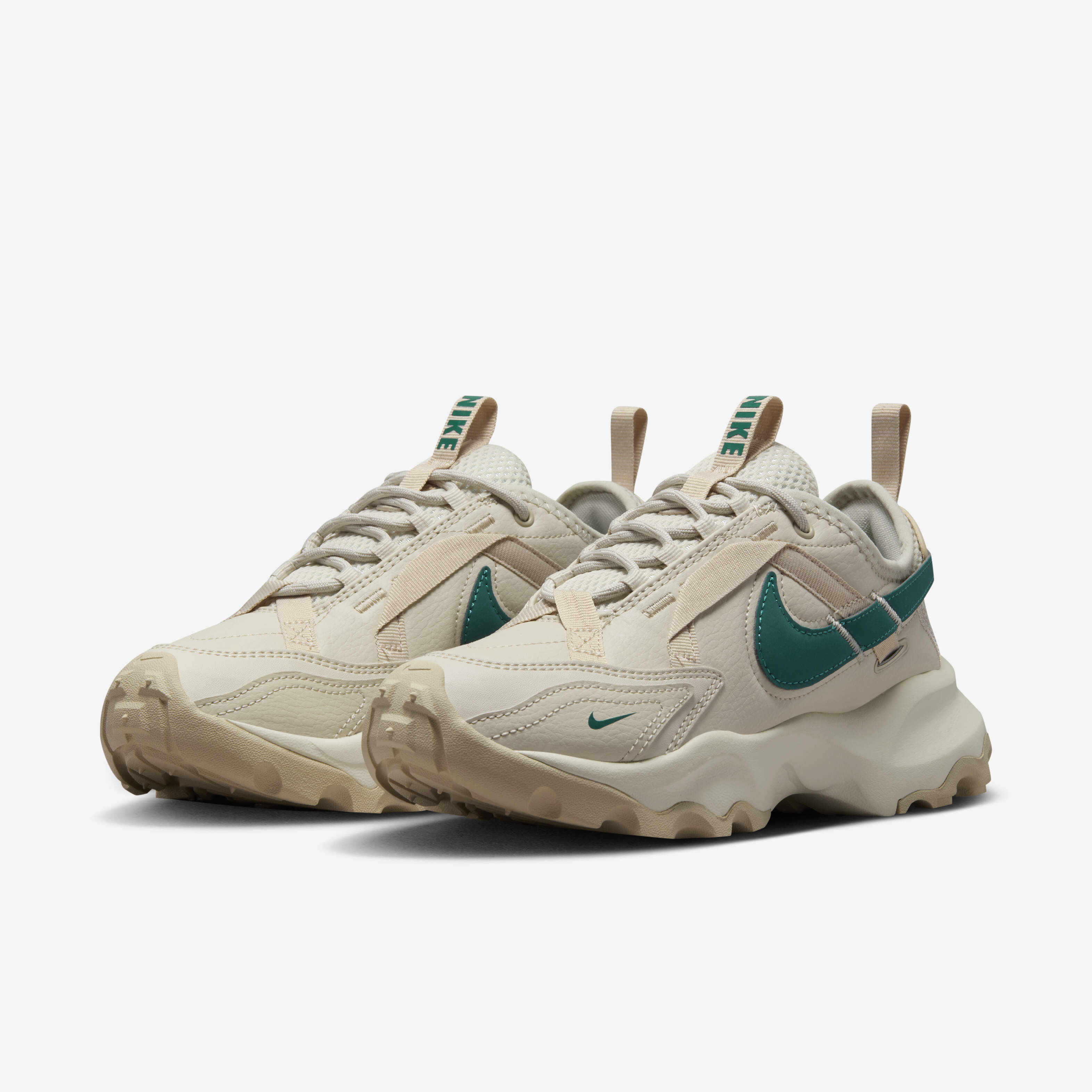 Buy Nike TC 7900 Women's shoes - Light Orewood Brown/Sand