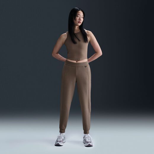 Sabrina Lonescu-Nike, Nike 24.7 ImpossiblySoft, Women's Dri-FIT Mid-Rise Joggers