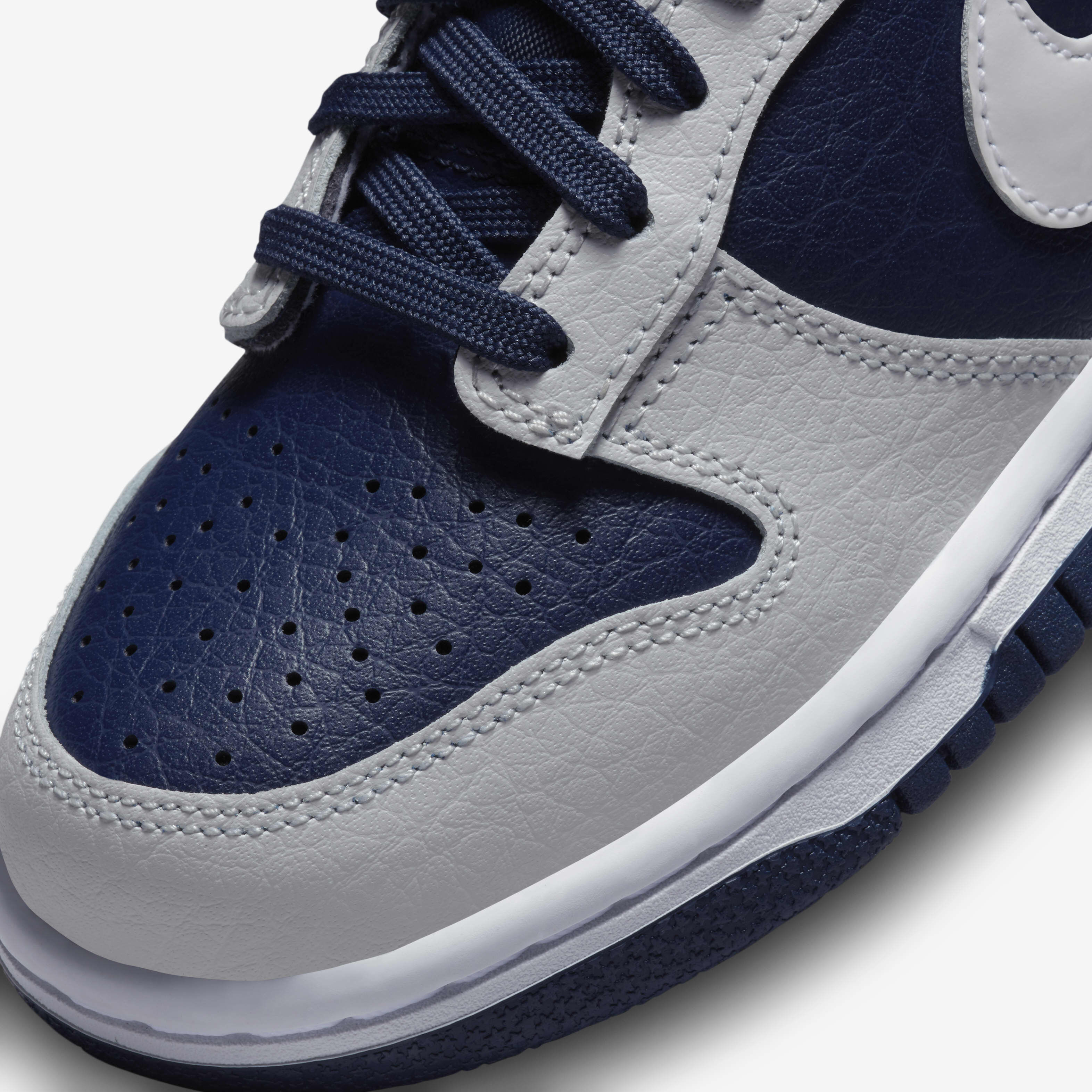 Nike Dunk Low image number 6