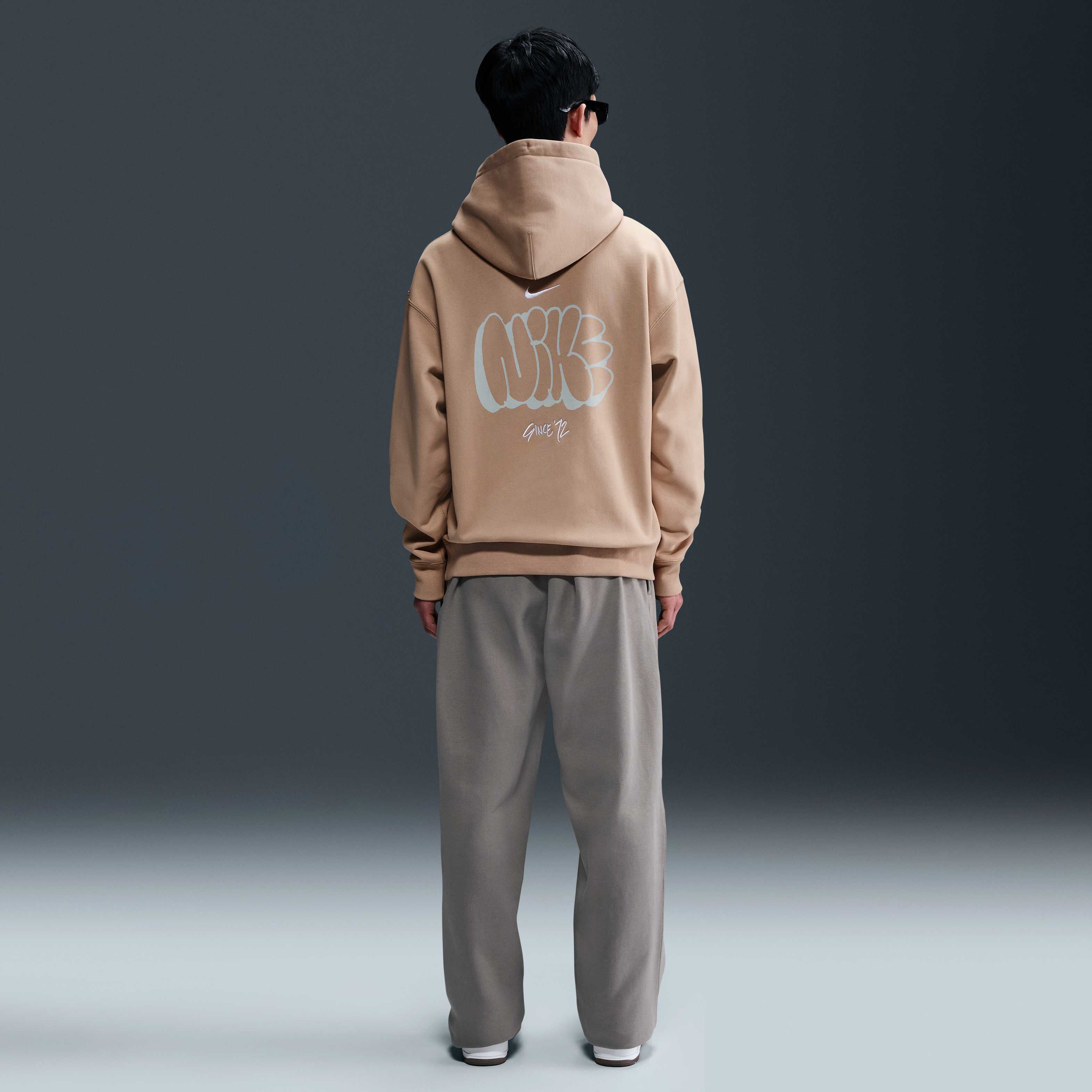 Nike Solo Swoosh image number 4