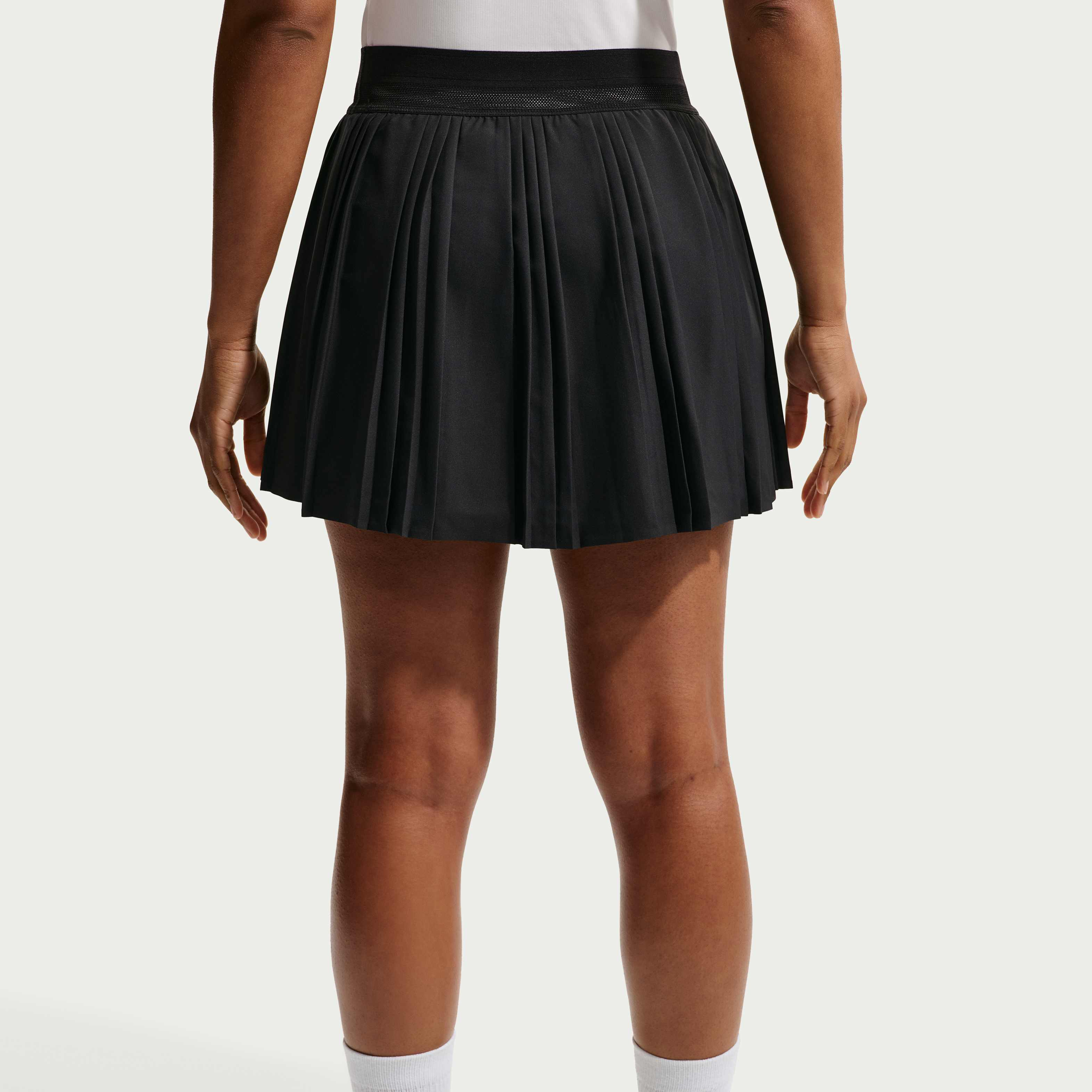 NikeCourt Advantage image number 2