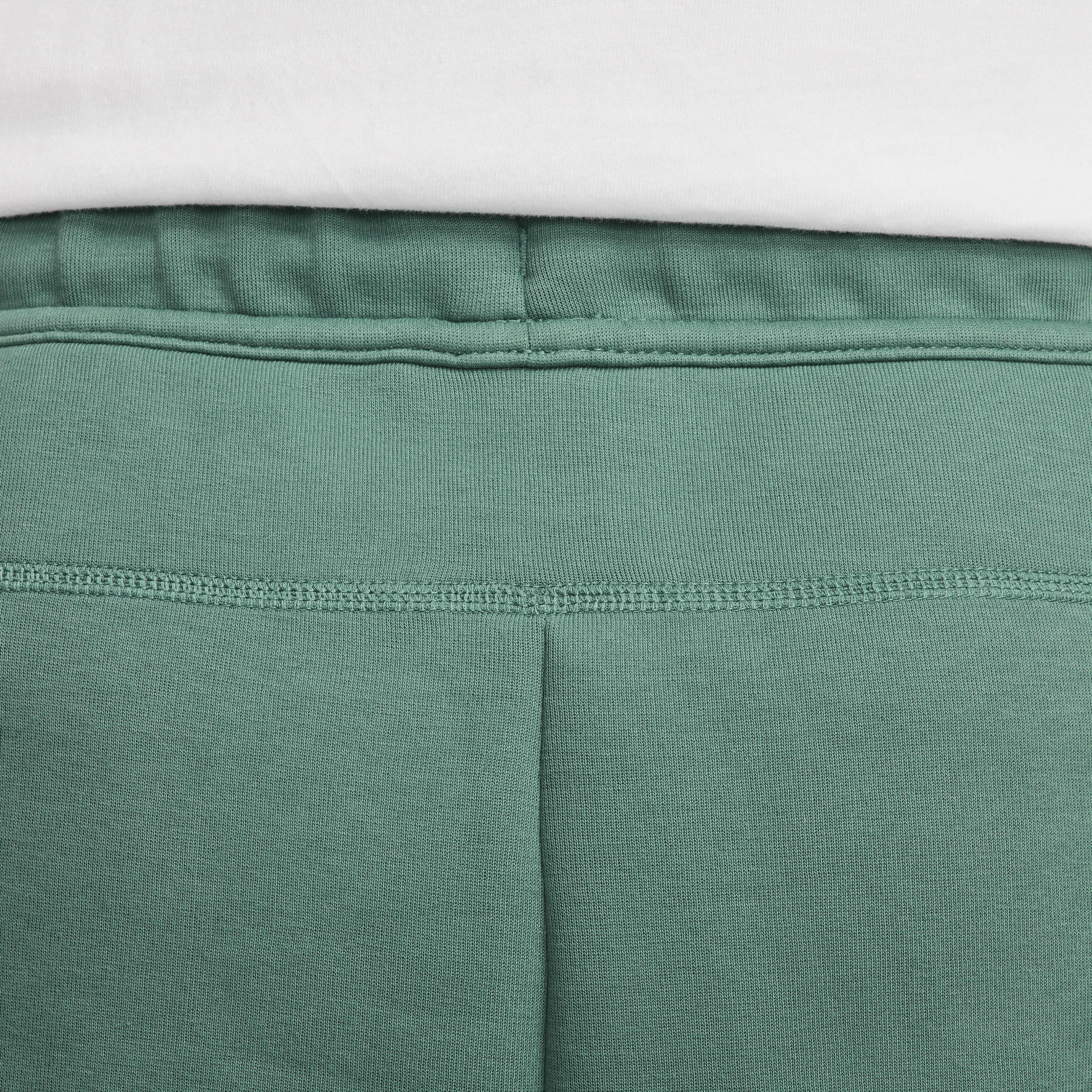 Nike Sportswear Tech Fleece image number 6