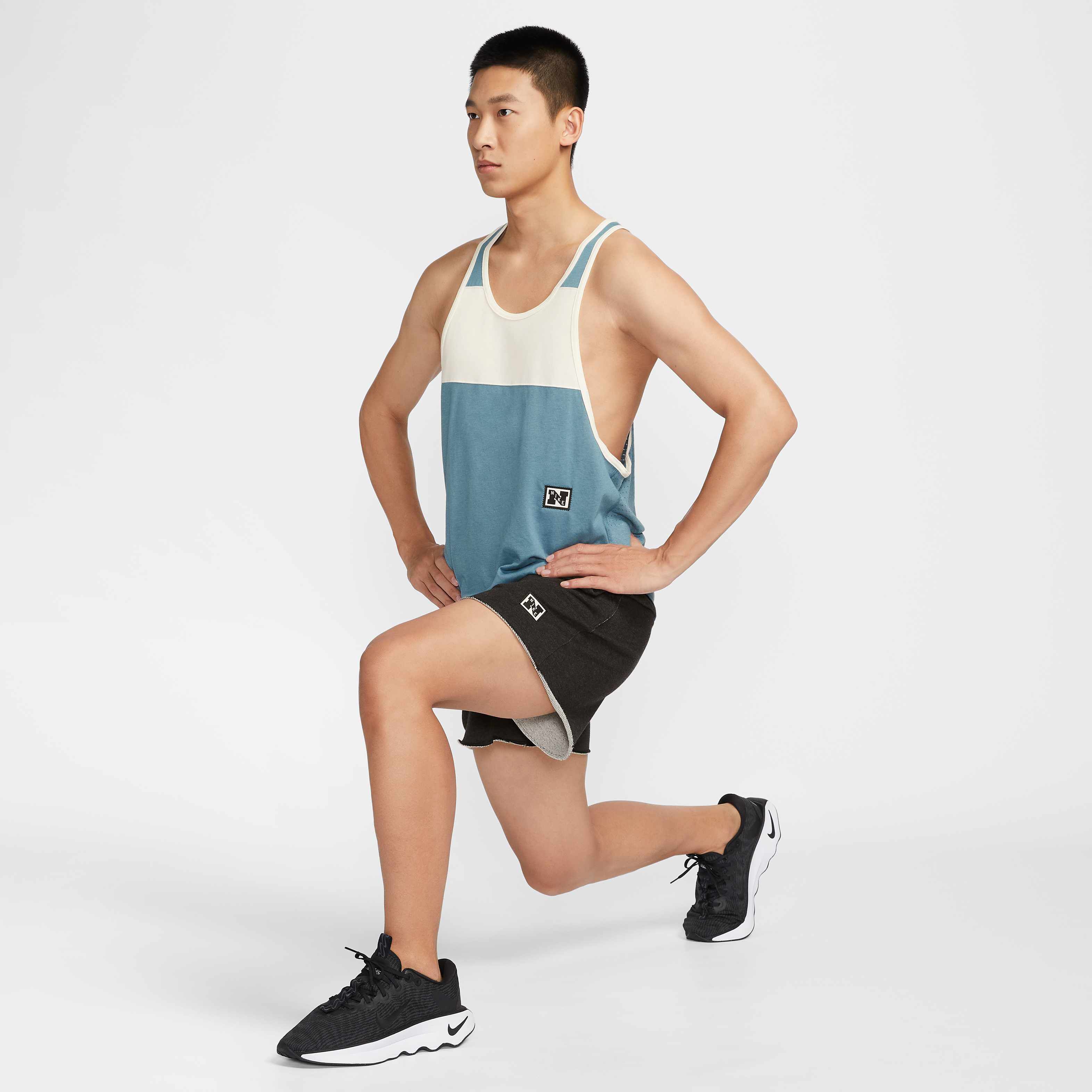 Nike Heritage image number 6