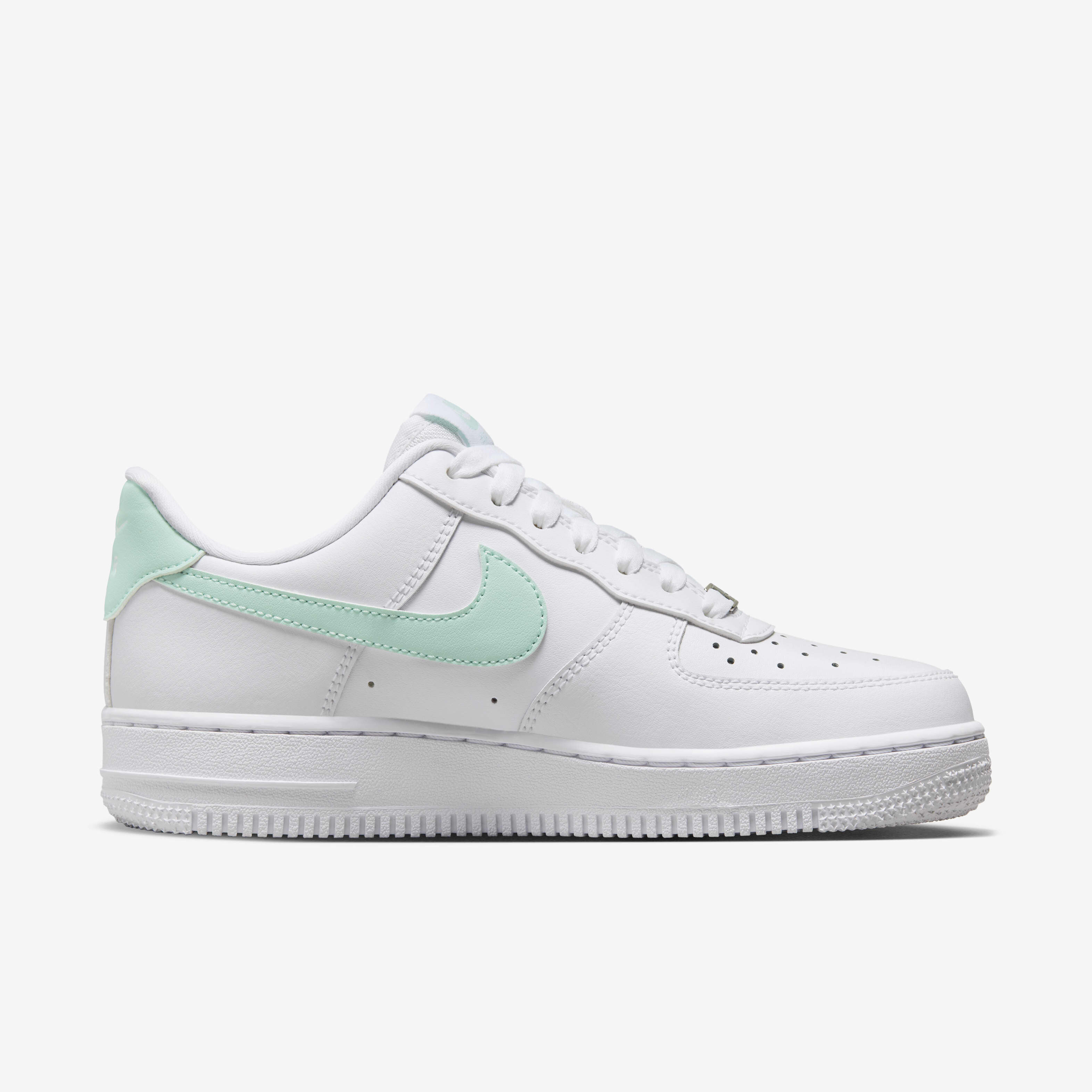 Nike Air Force 1 '07 image number 2