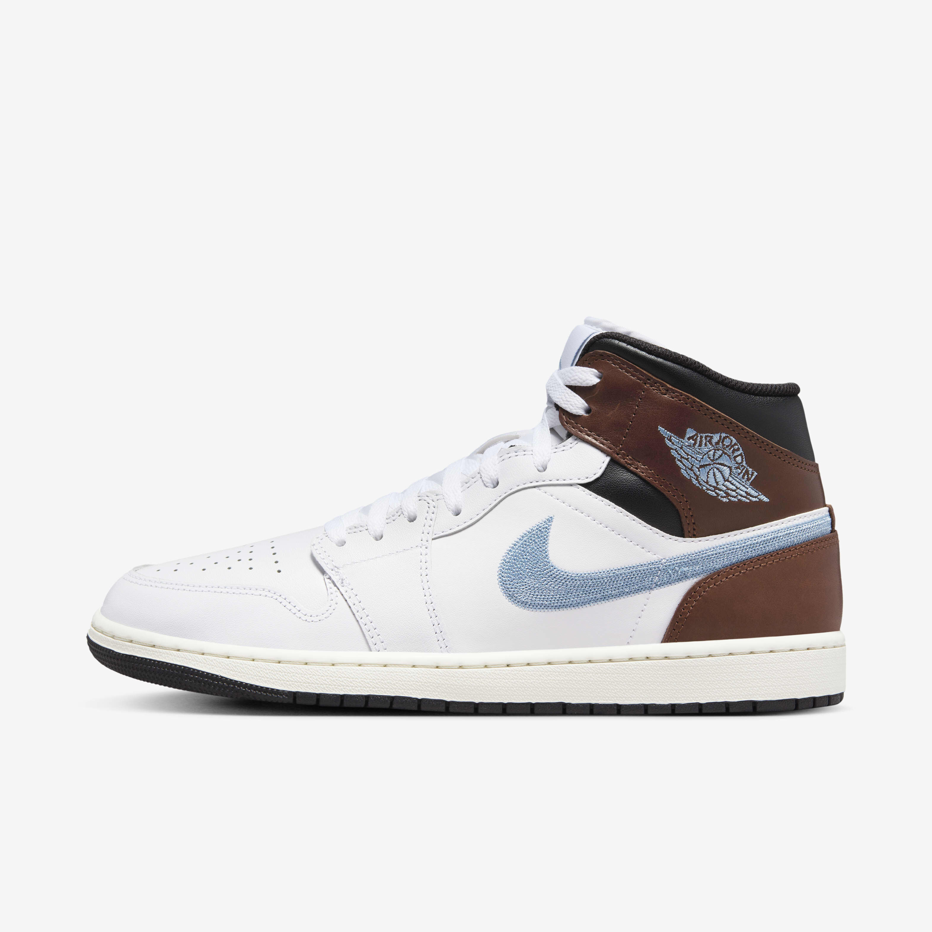 Nike men's air jordan 1 mid basketball shoe clearance