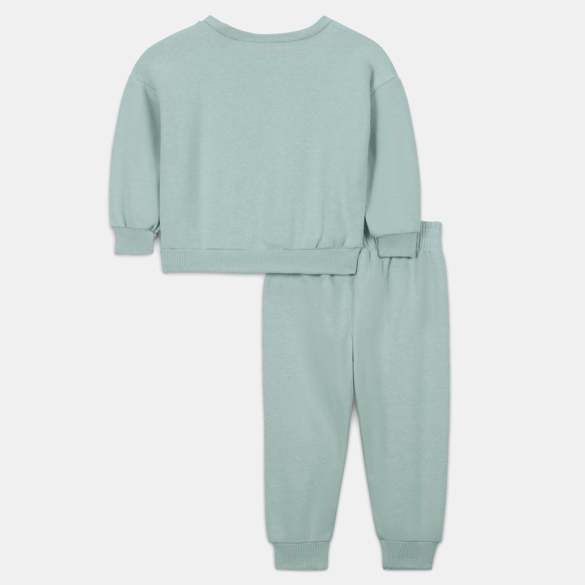 Nike Essentials image number 0