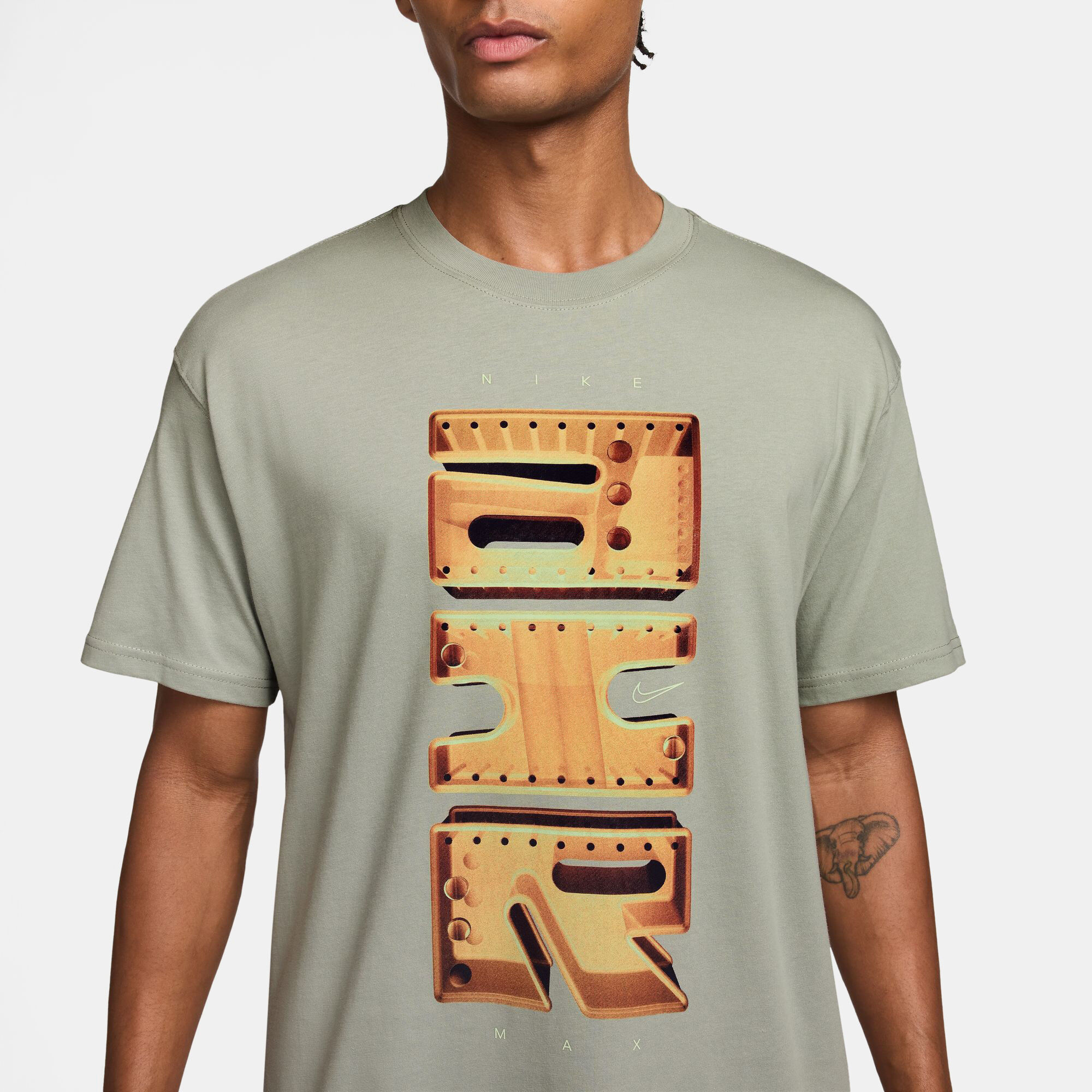 نايكي سبورتسوير image number 2