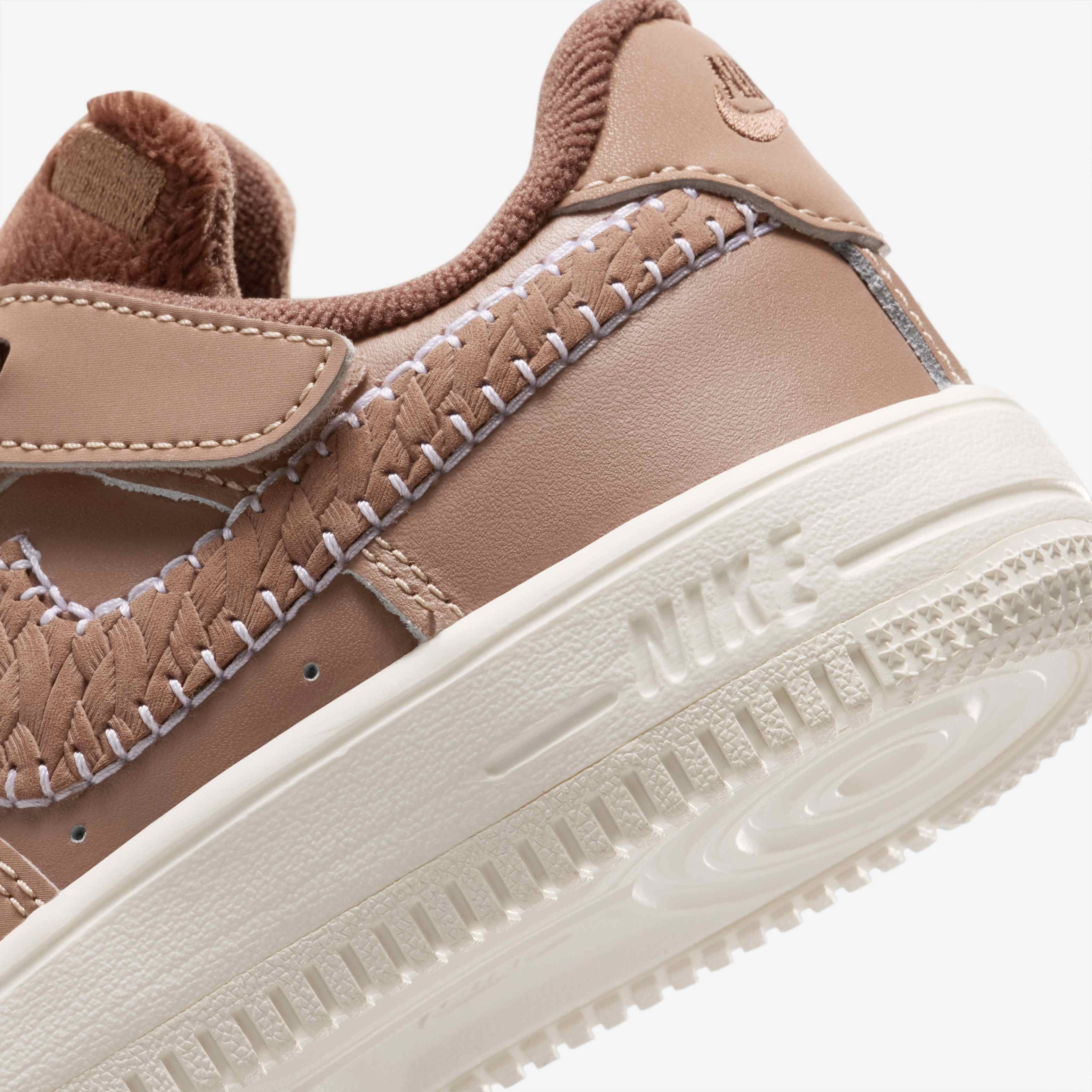 Nike Force 1 Low EasyOn image number 7