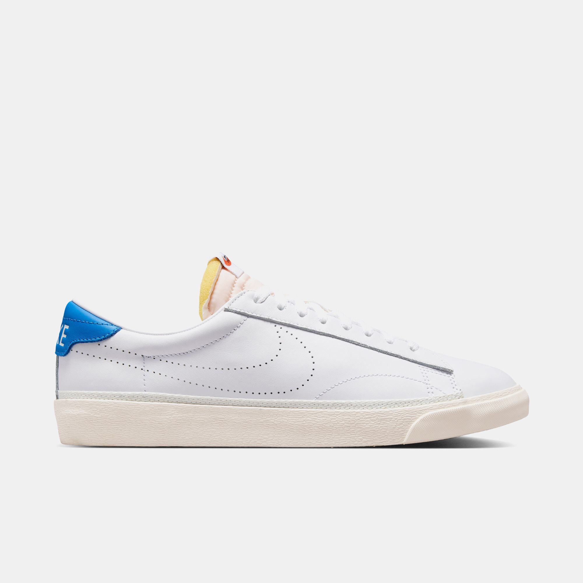 Nike Tennis Classic image number 5