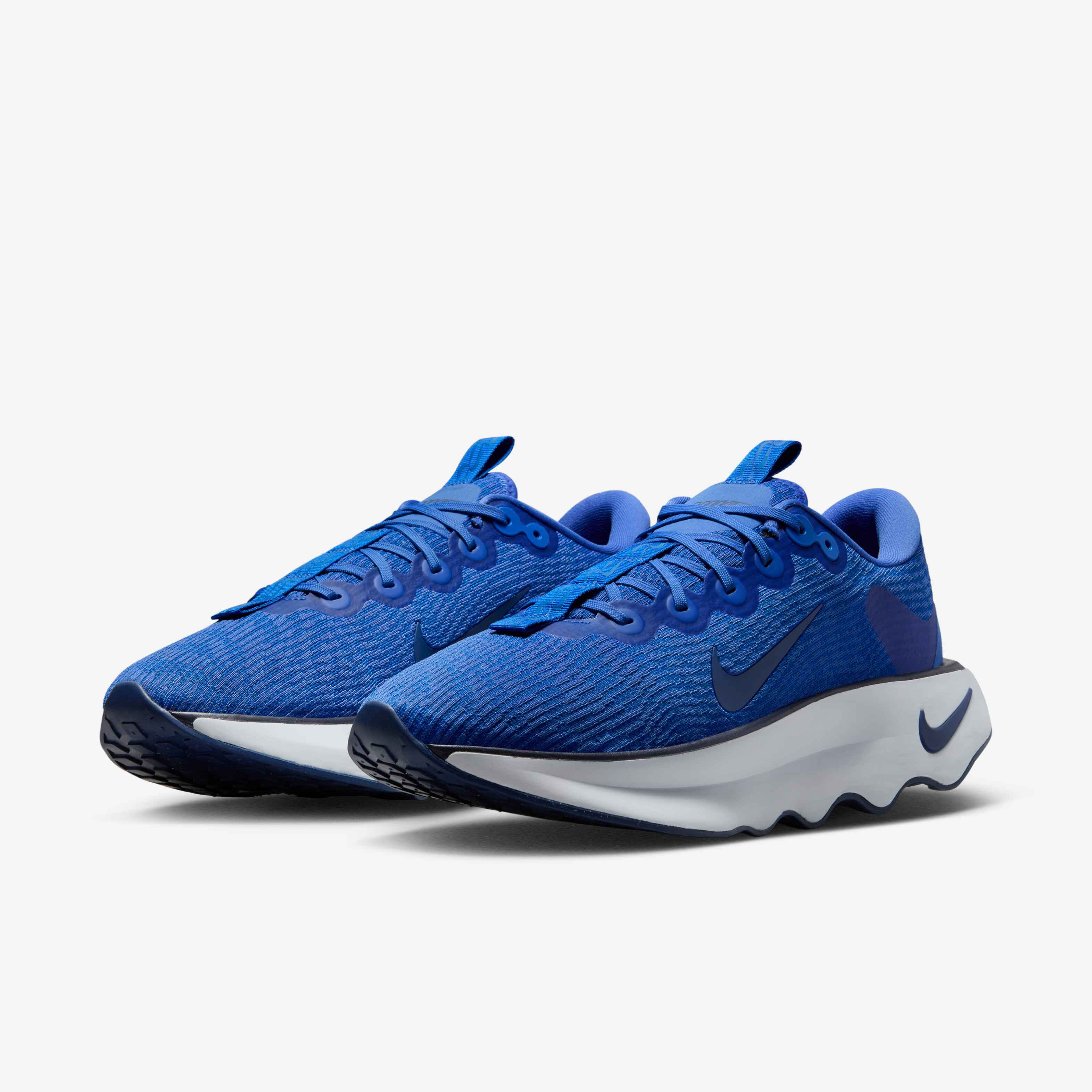 Nike Motiva image number 4