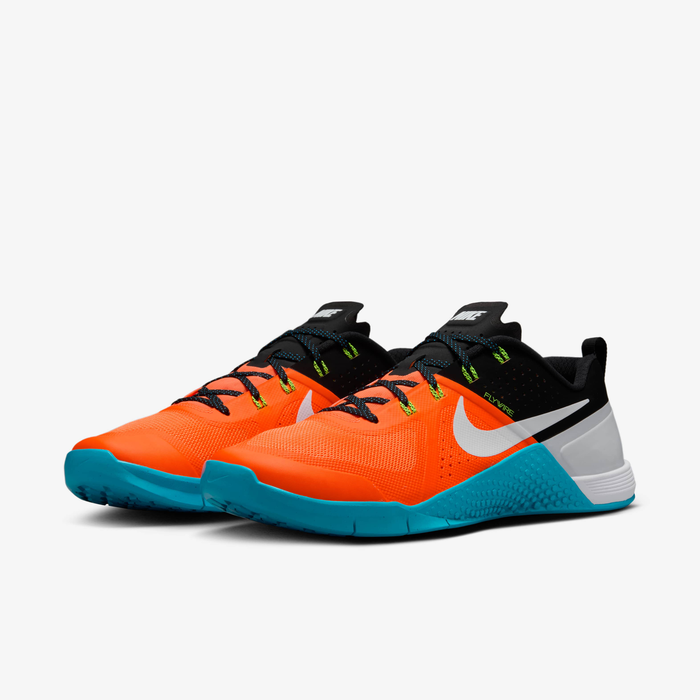 Nike Metcon 1 OG image number 4 Nike Metcon 1 OG image number 4