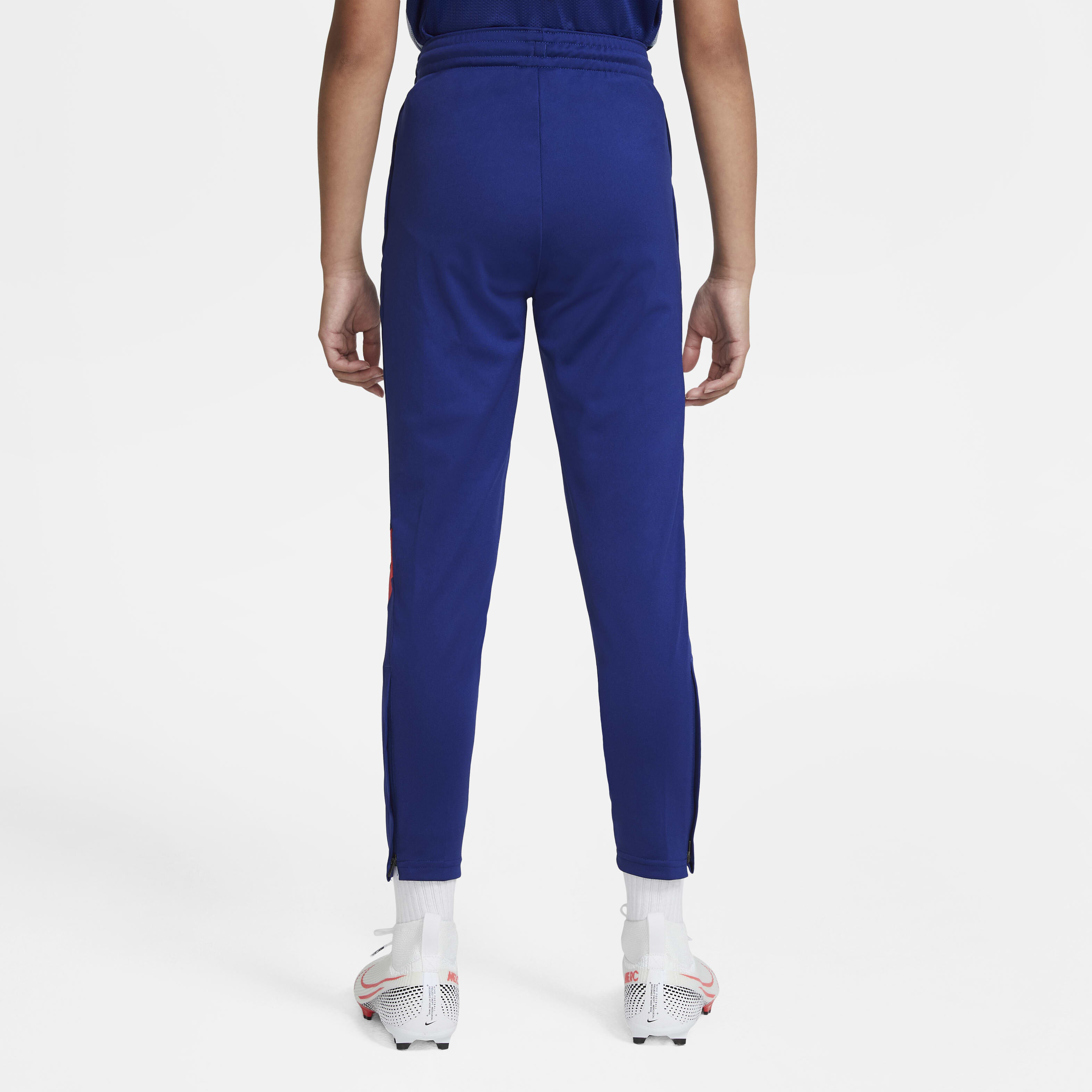 F.C. Barcelona Strike image number 6