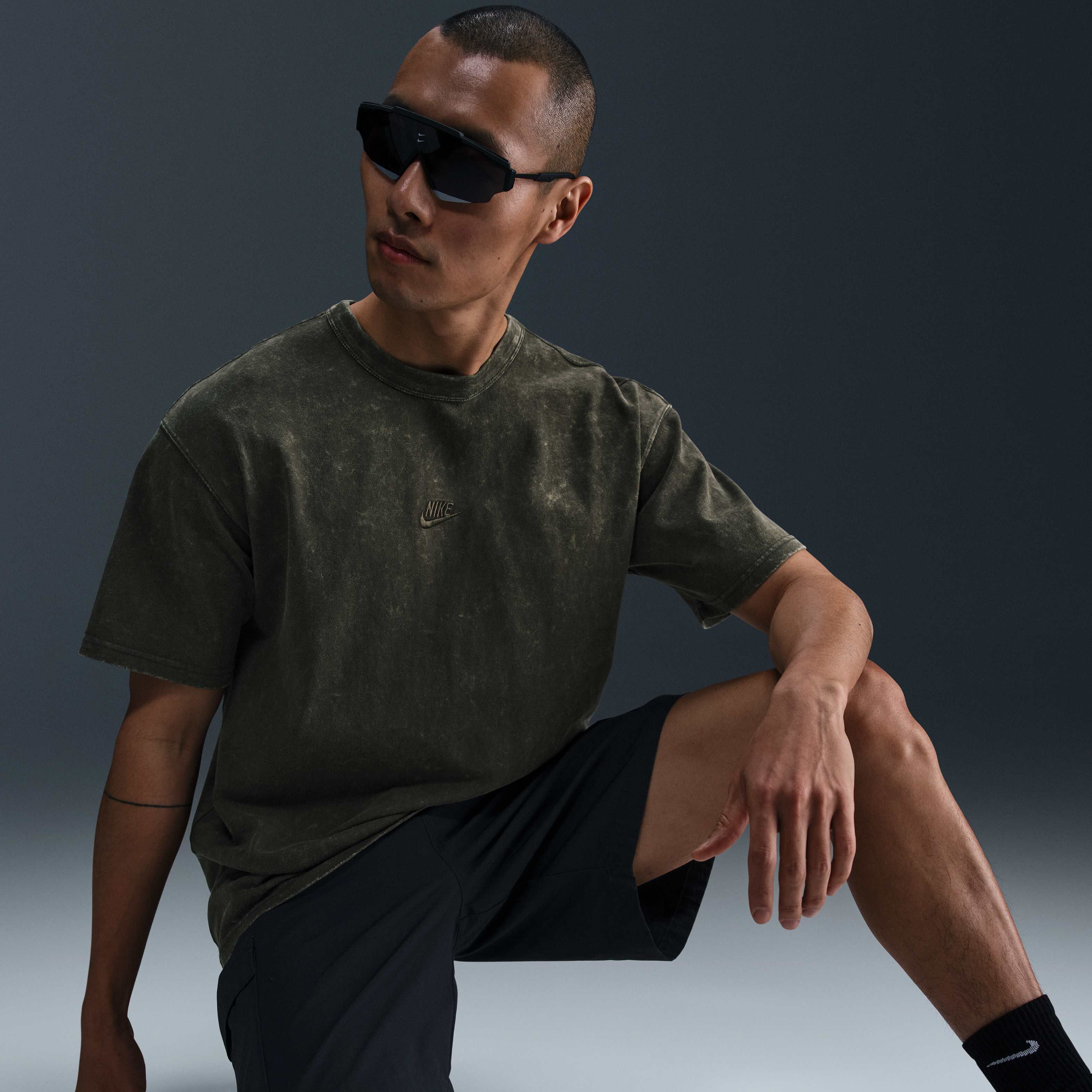 Nike Sportswear Premium Essentials image number 2