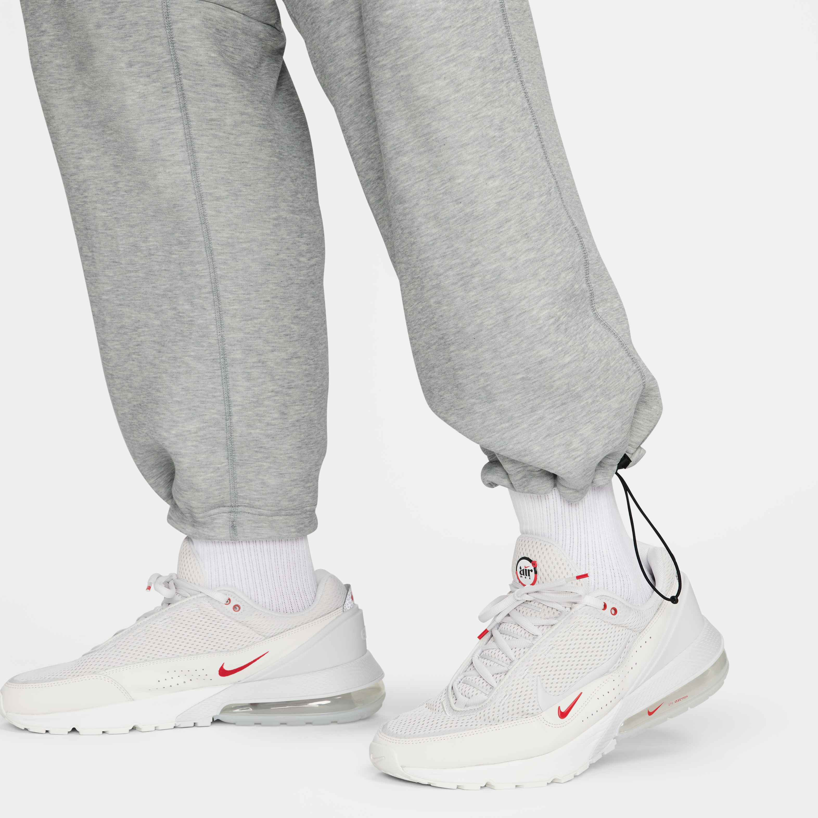 Nike Sportswear Tech Fleece image number 16