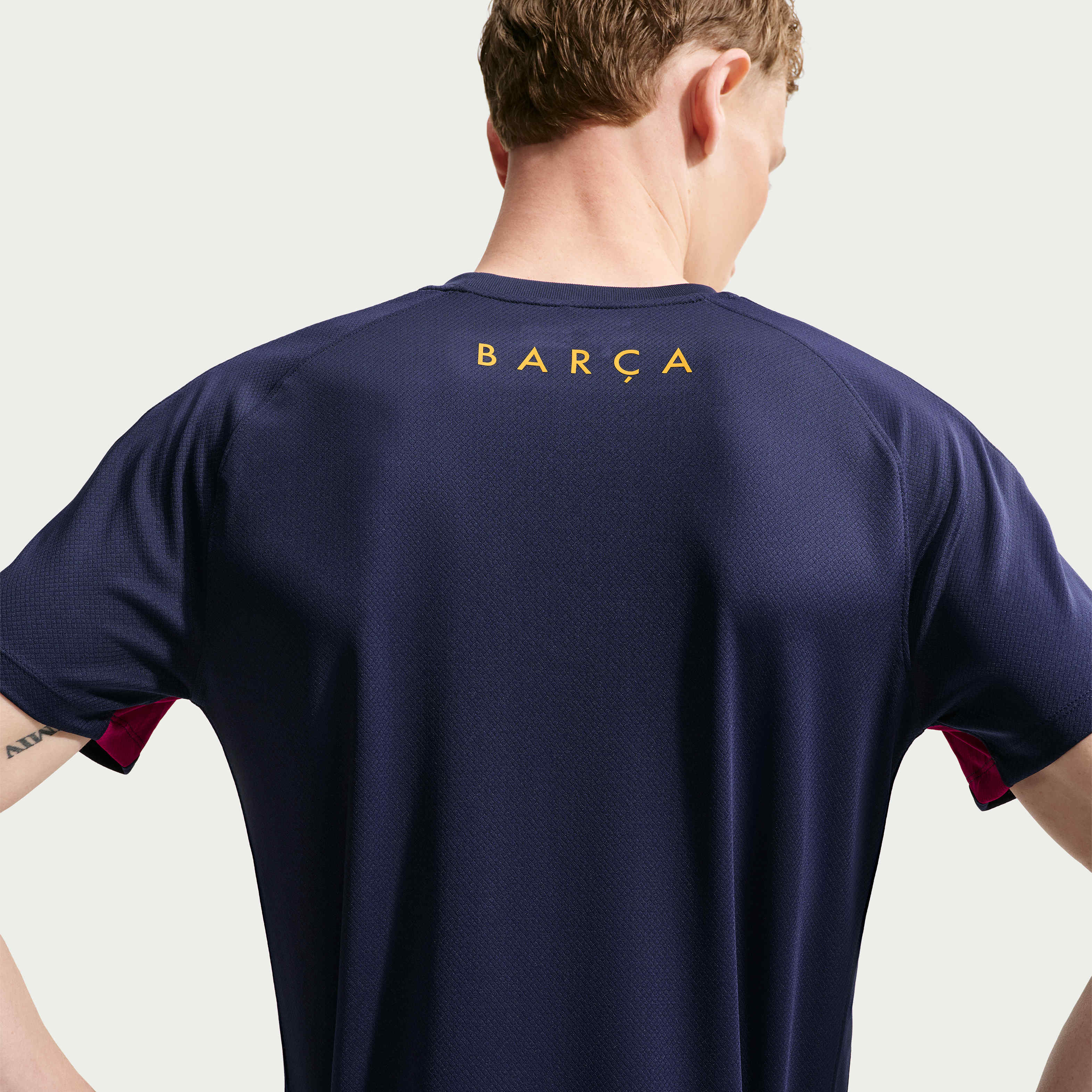 F.C. Barcelona Strike image number 6