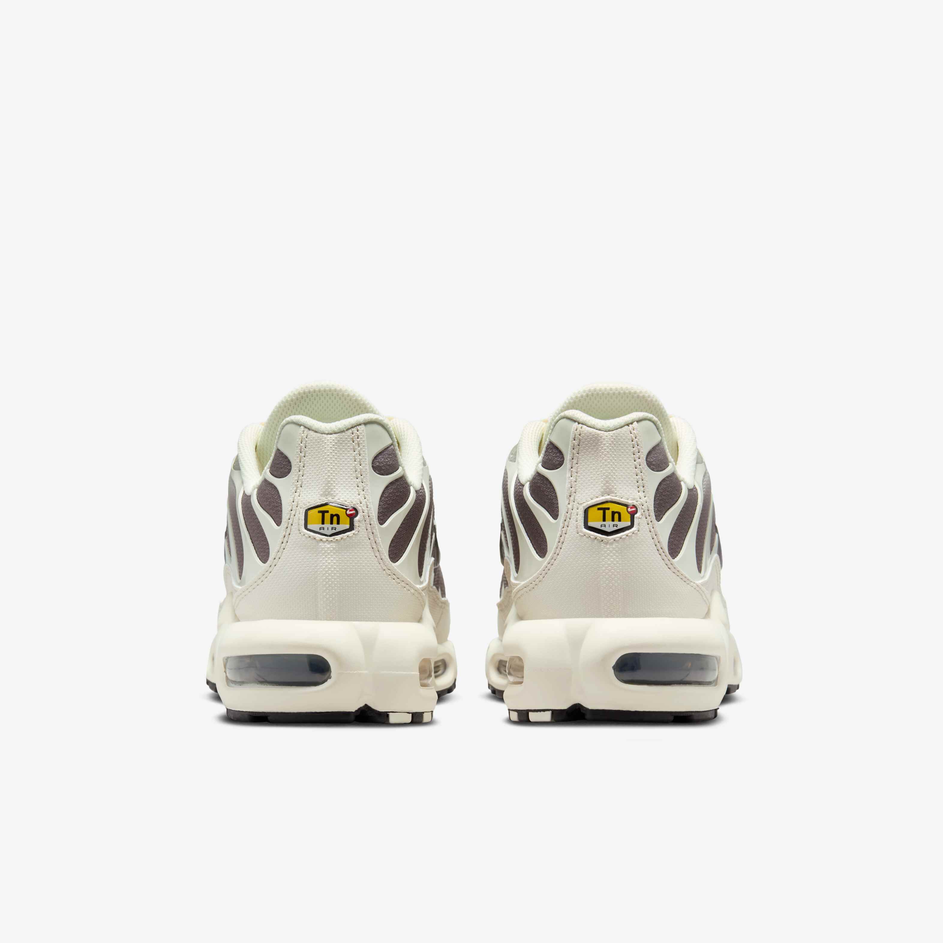 Nike Air Max Plus image number 5