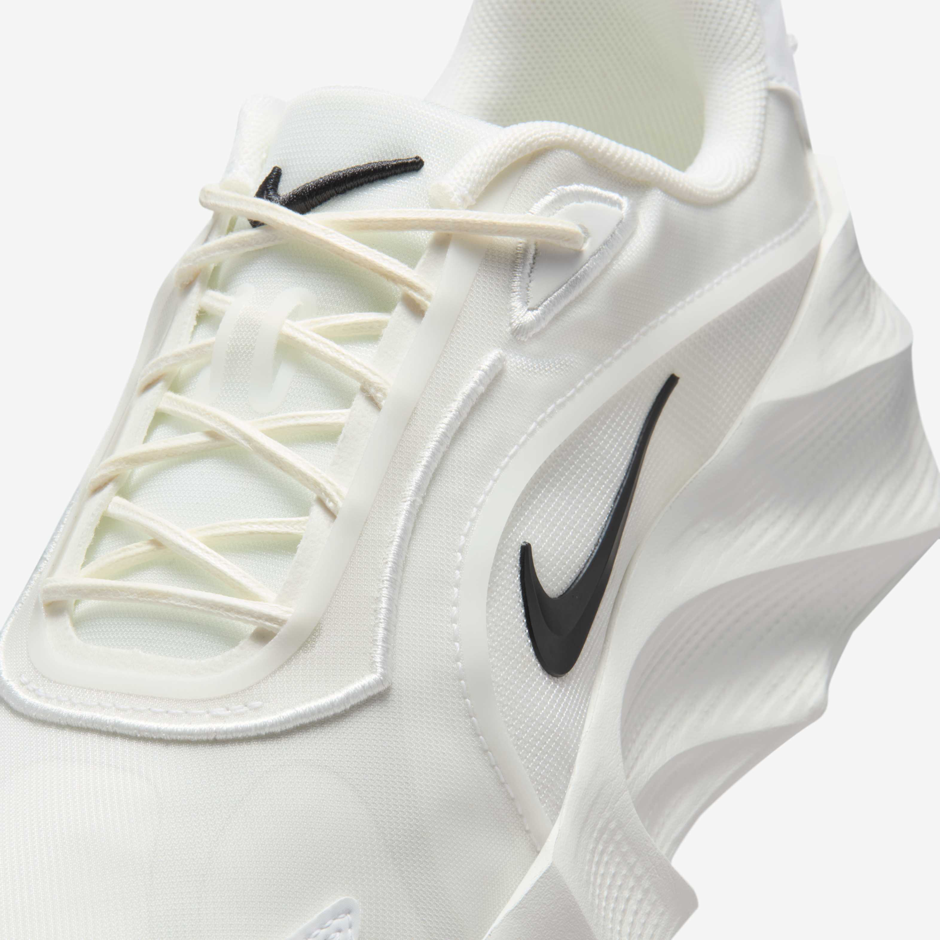 Nike Aura Edge image number 6