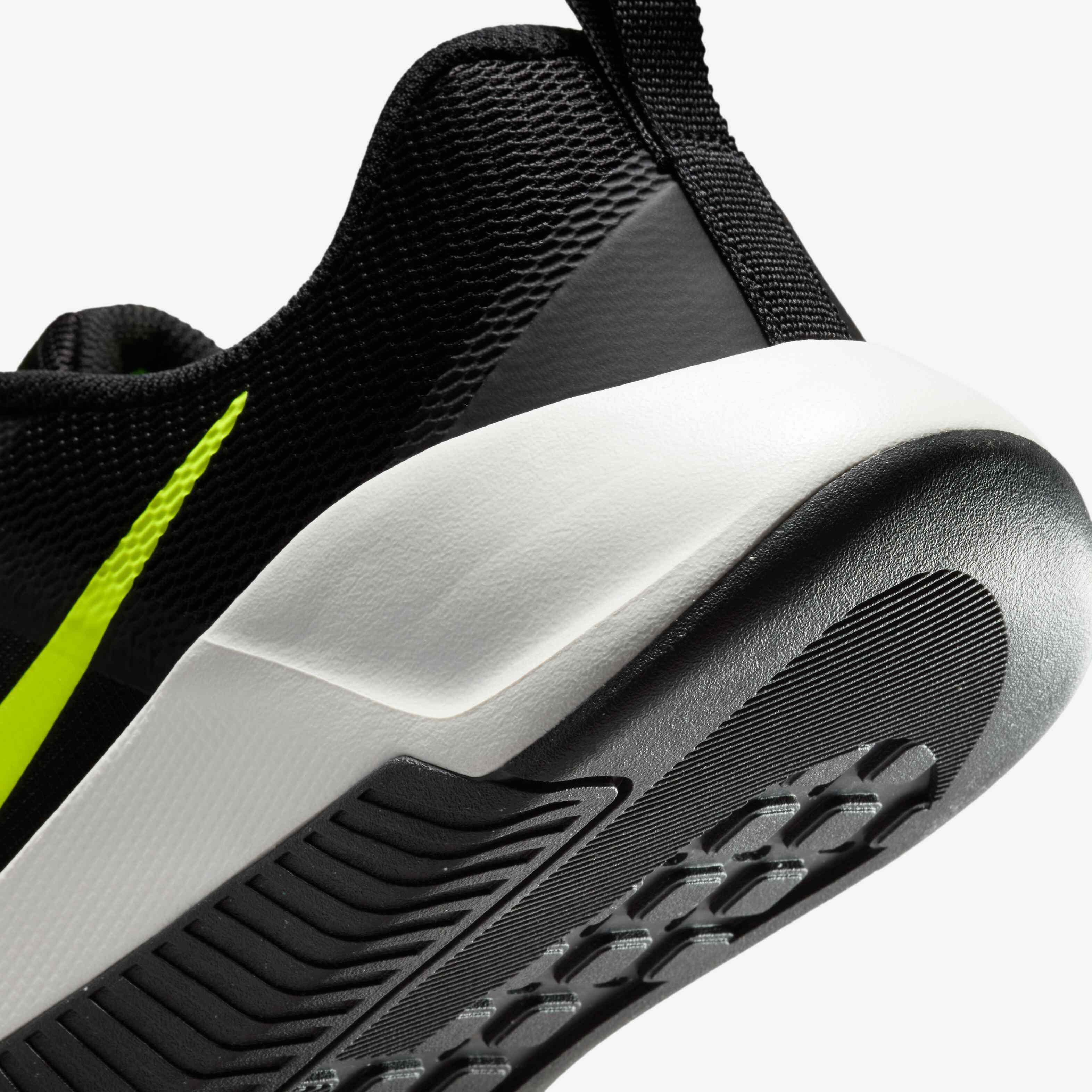 نايكي أم سي ترينر 3 image number 7