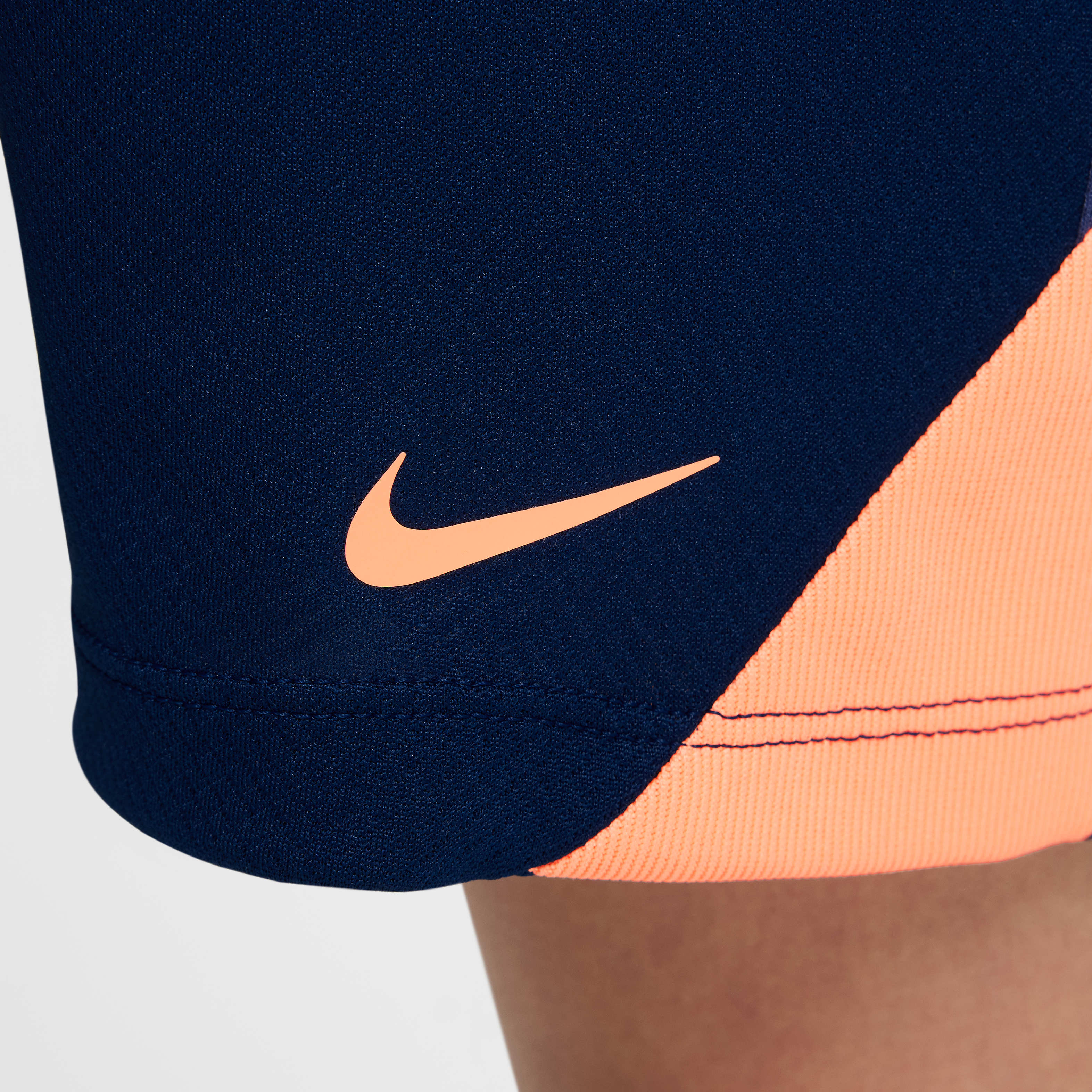 Nike Dri-FIT Strike image number 5
