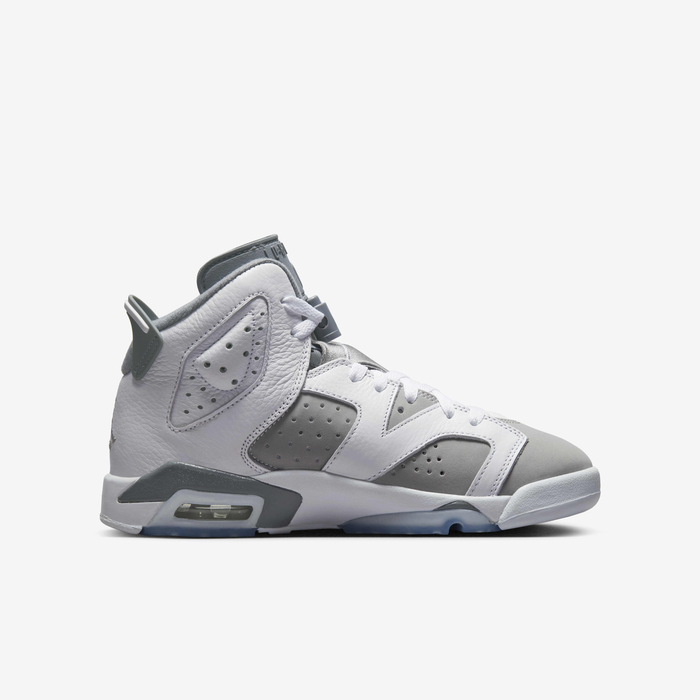 Air Jordan 6 Retro 'White and Midnight Navy' image number 2 Air Jordan 6 Retro 'White and Midnight Navy' image number 2