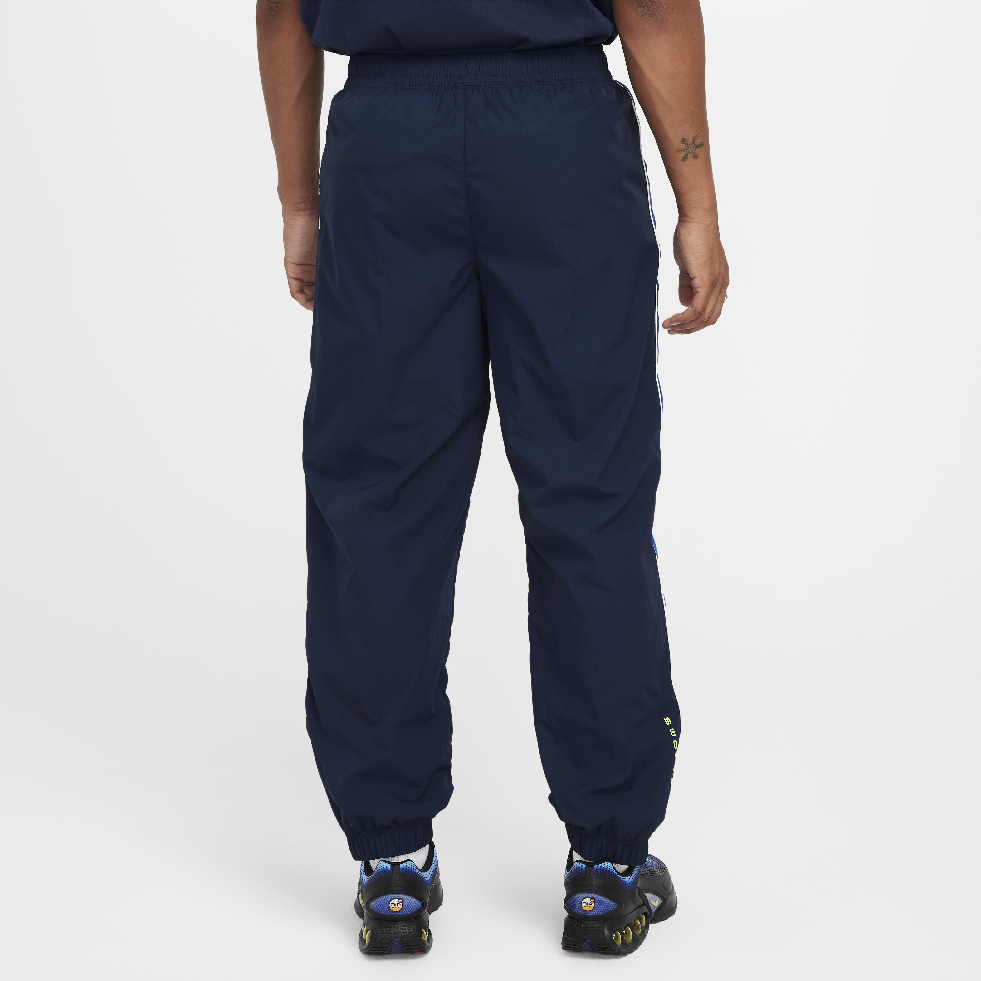 ★★Nike★★ Air Woven Pants M Blue Void University Blue Bla Nike Air woven paneled pants in navy and blue | ASOS