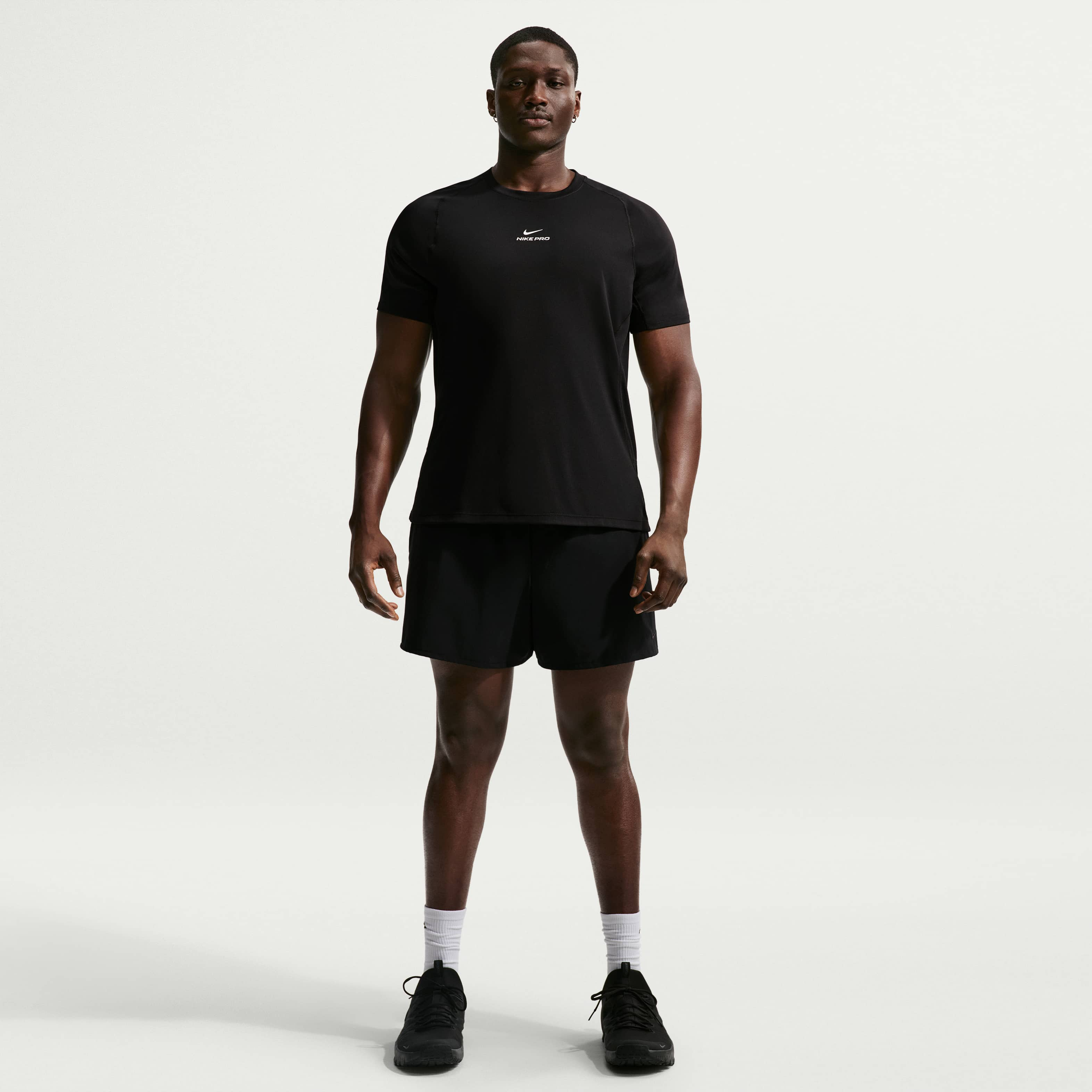 Nike Pro Training image number 8