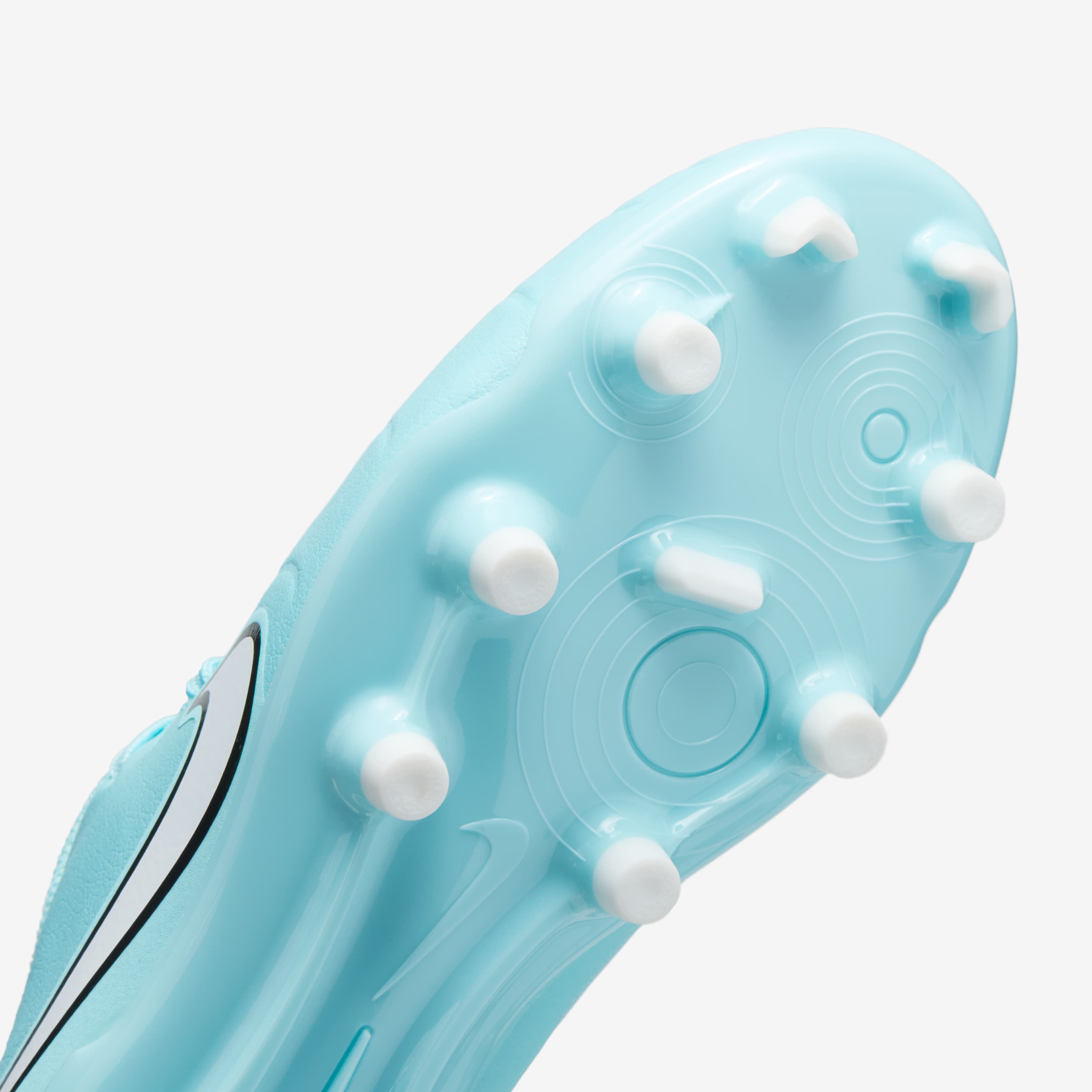 Nike Jr. Tiempo Legend 10 Academy image number 6