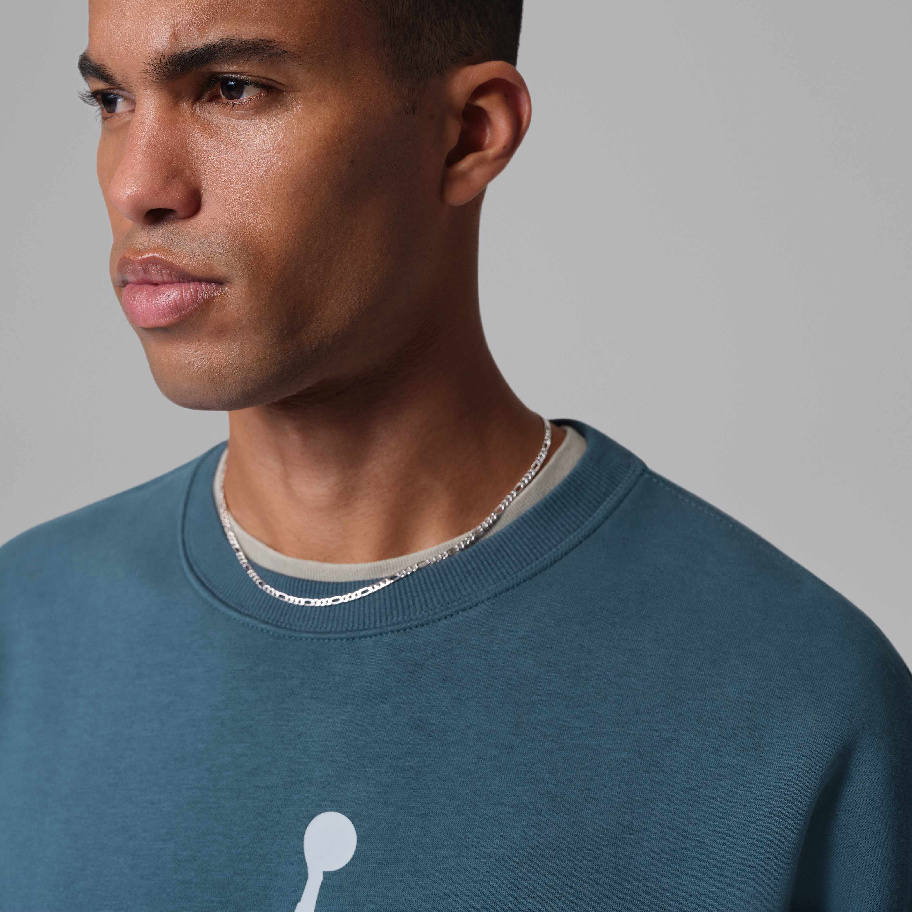 Jordan Brooklyn image number 2