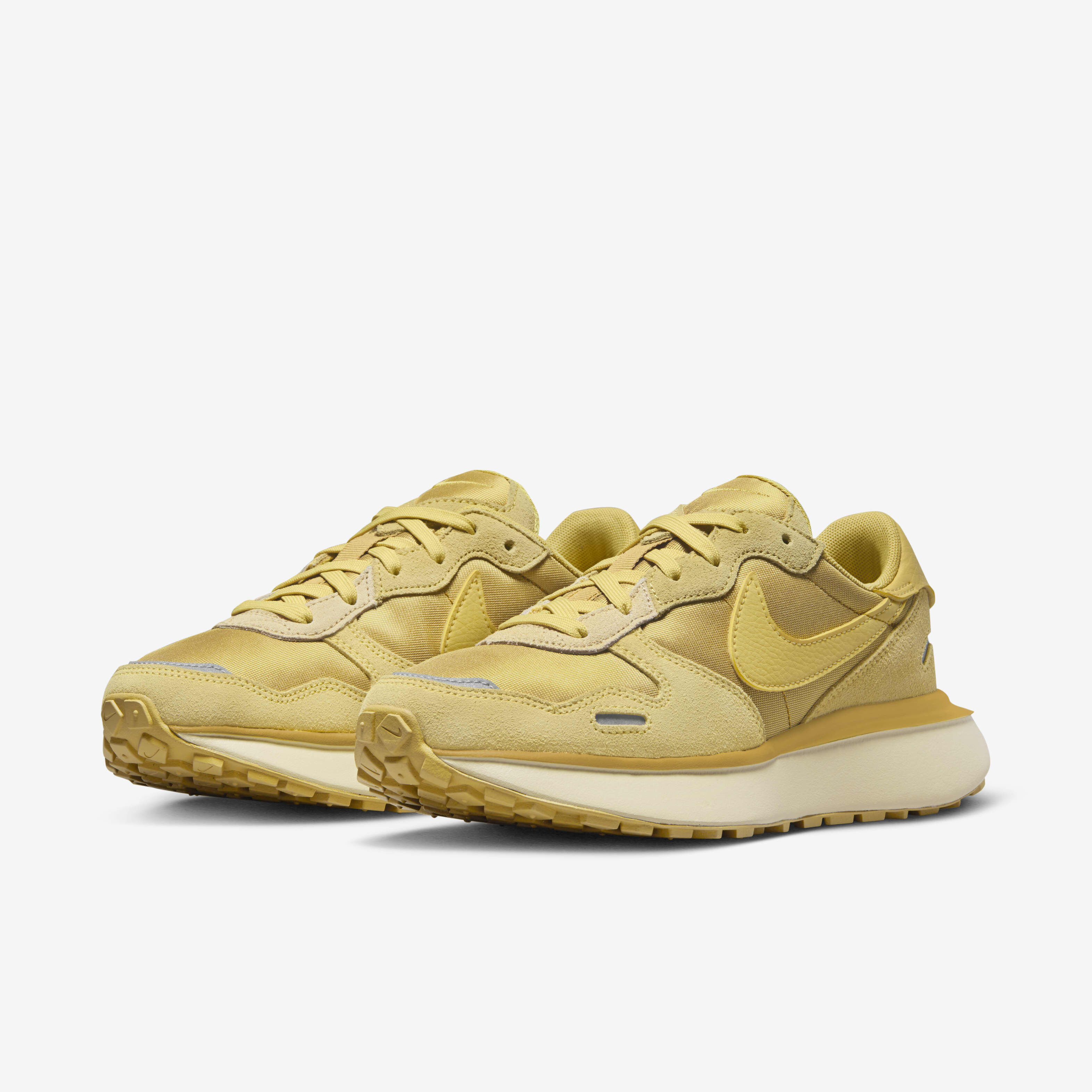 Nike Phoenix Waffle image number 4