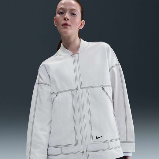 Street Pack-Nike, Nike Sportswear, Women's Oversized Graphic Cargo Jacket
