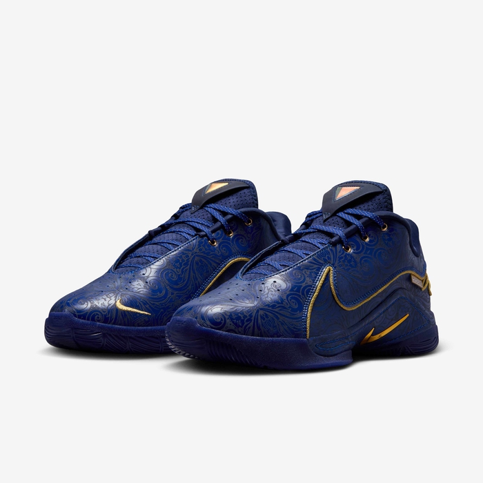 LeBron XXII 'Token' image number 4 LeBron XXII 'Token' image number 4