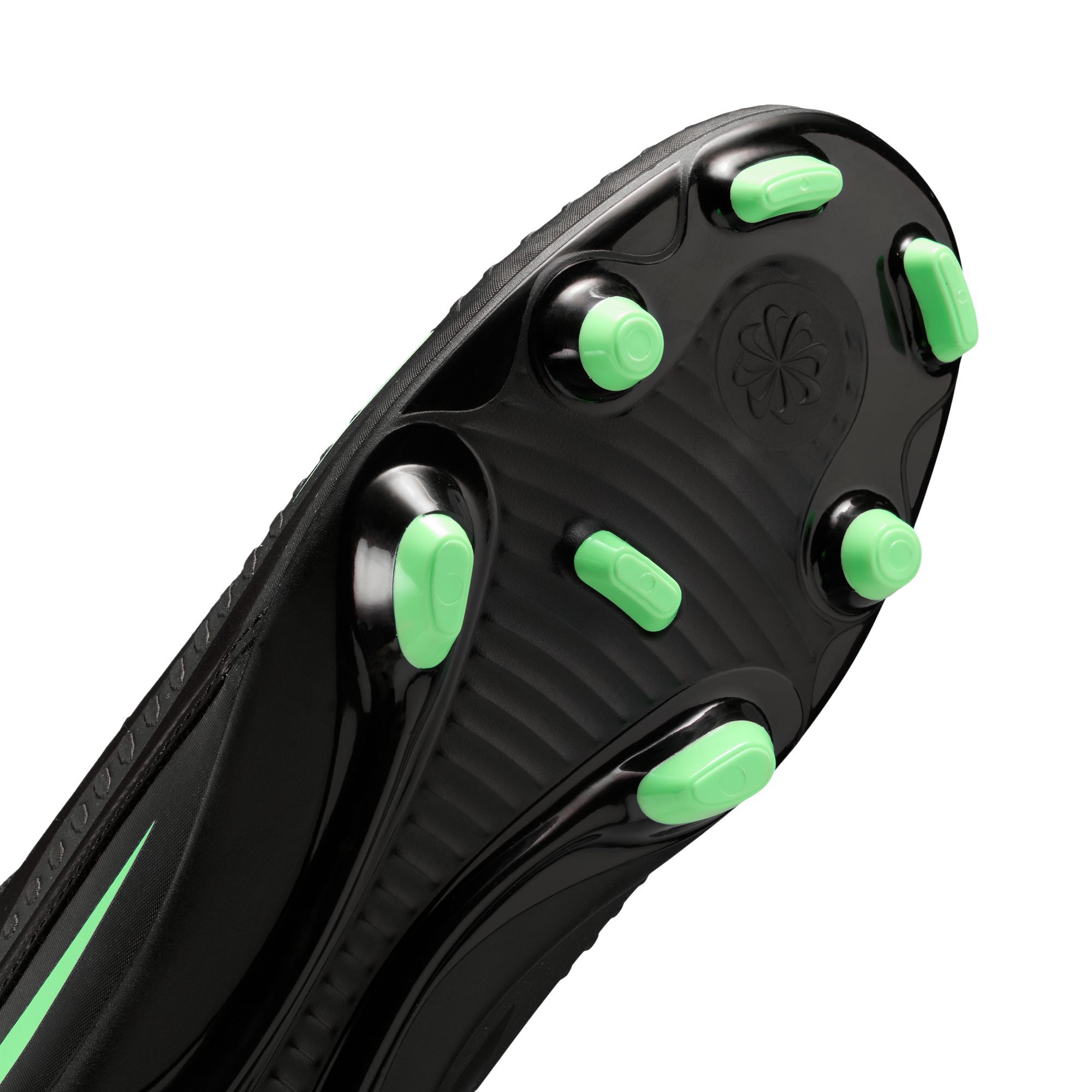 Nike Phantom 6 Low Club image number 4