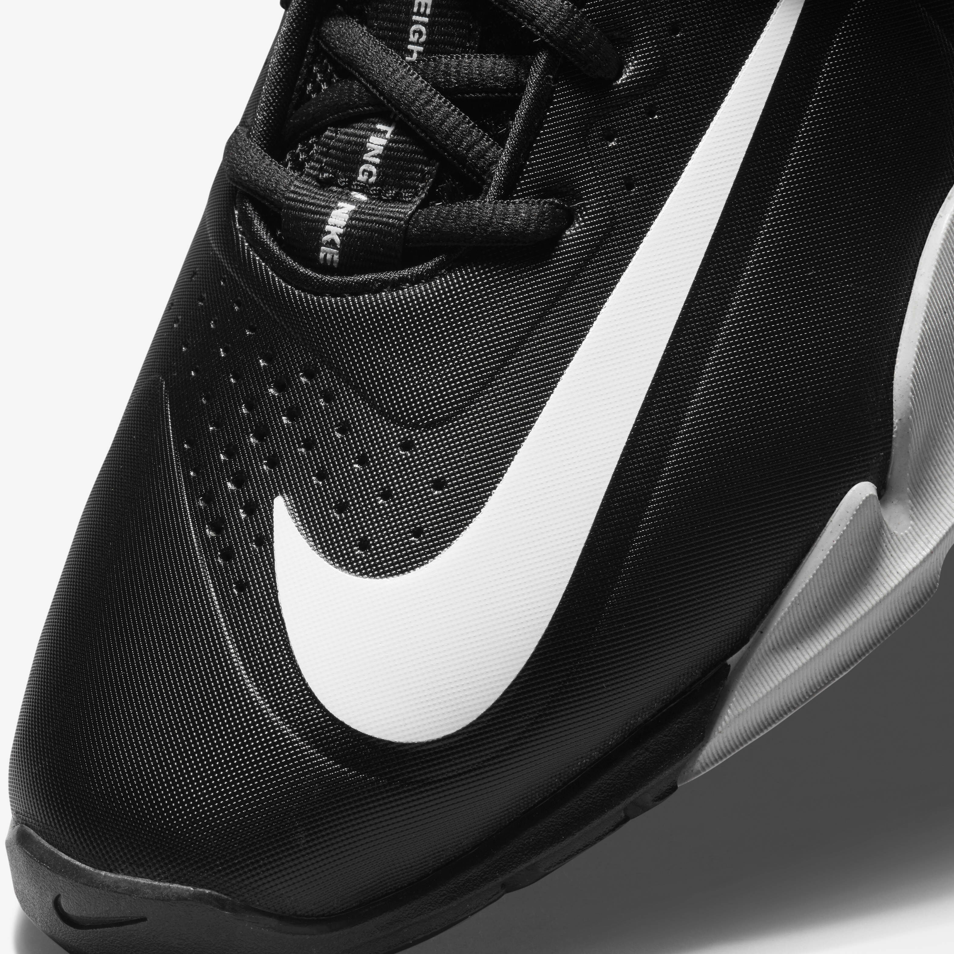 Nike Savaleos image number 6