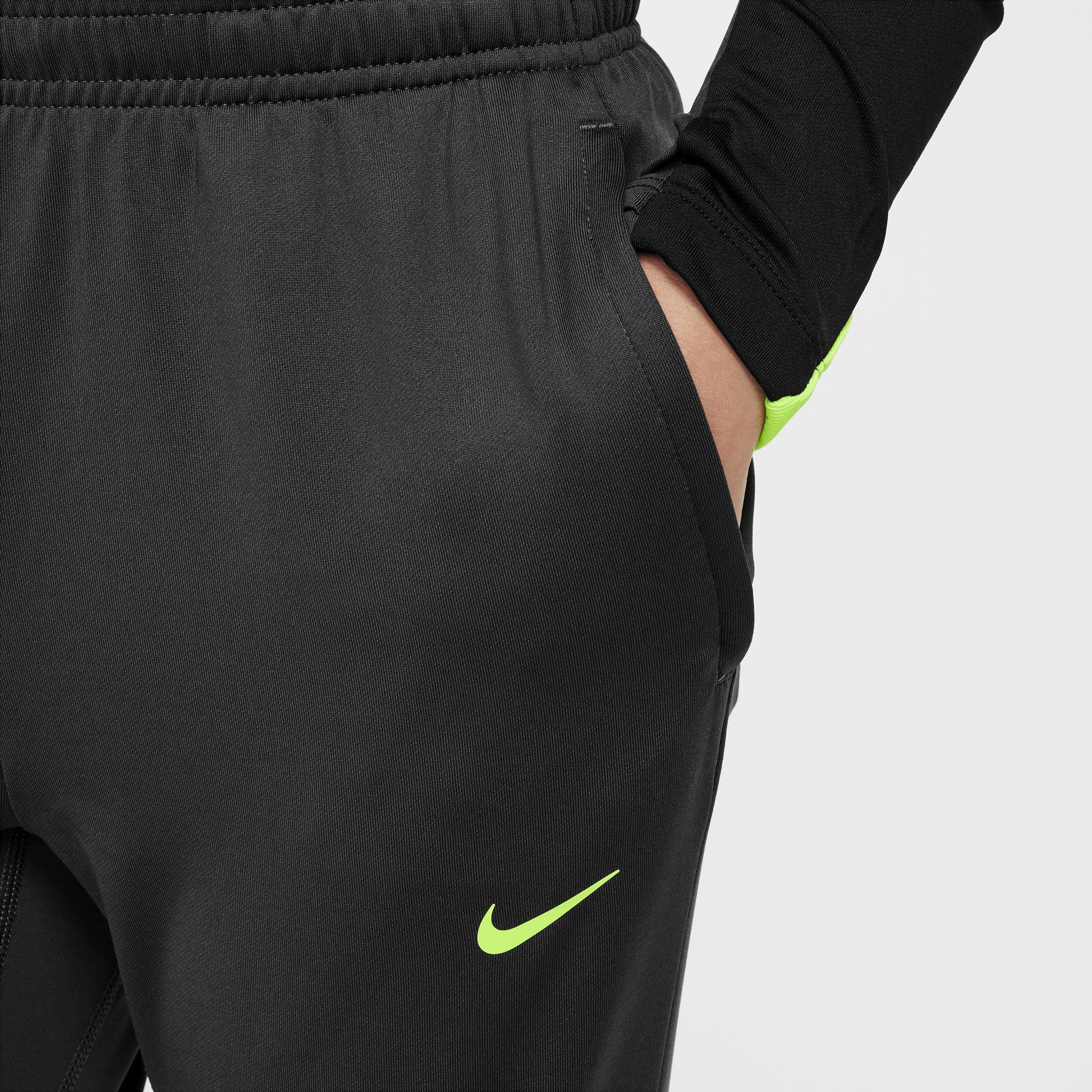 Nike Dri-FIT Strike image number 3