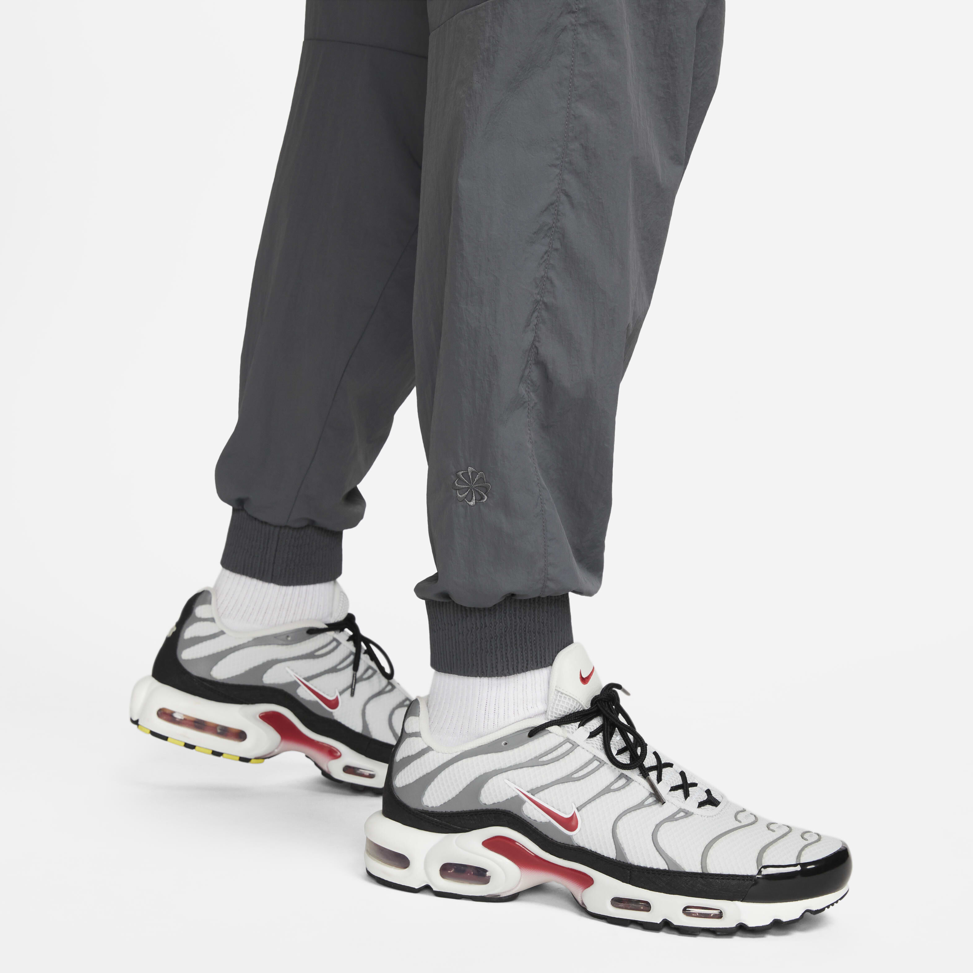 Nike Sportswear Repel Tech Pack image number 4