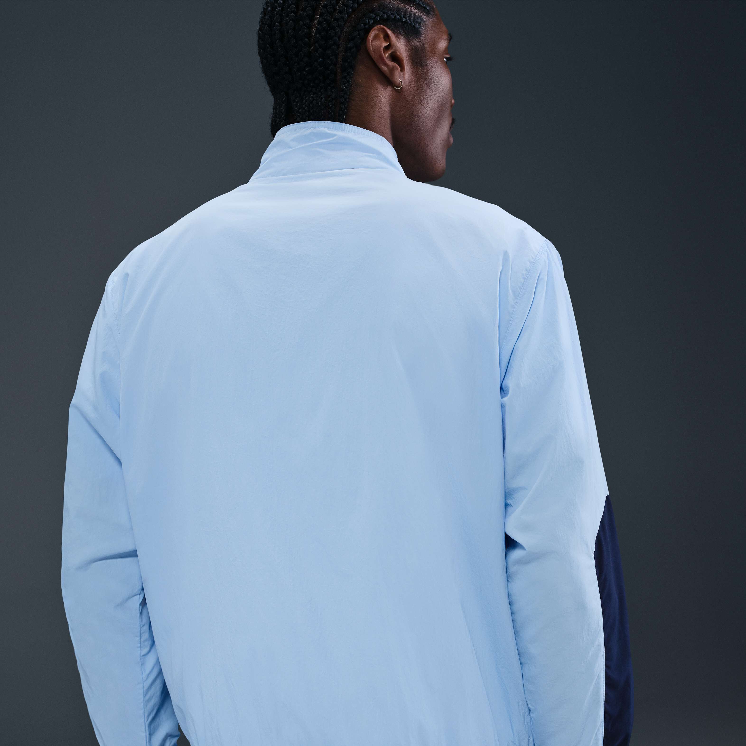 نايكي سبورتسوير image number 1