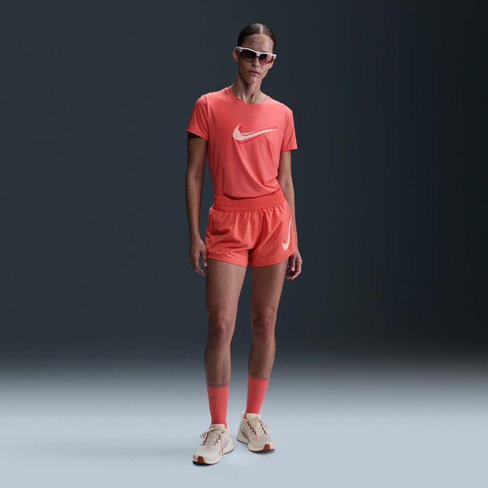 Nike One image number 0 Nike One image number 0