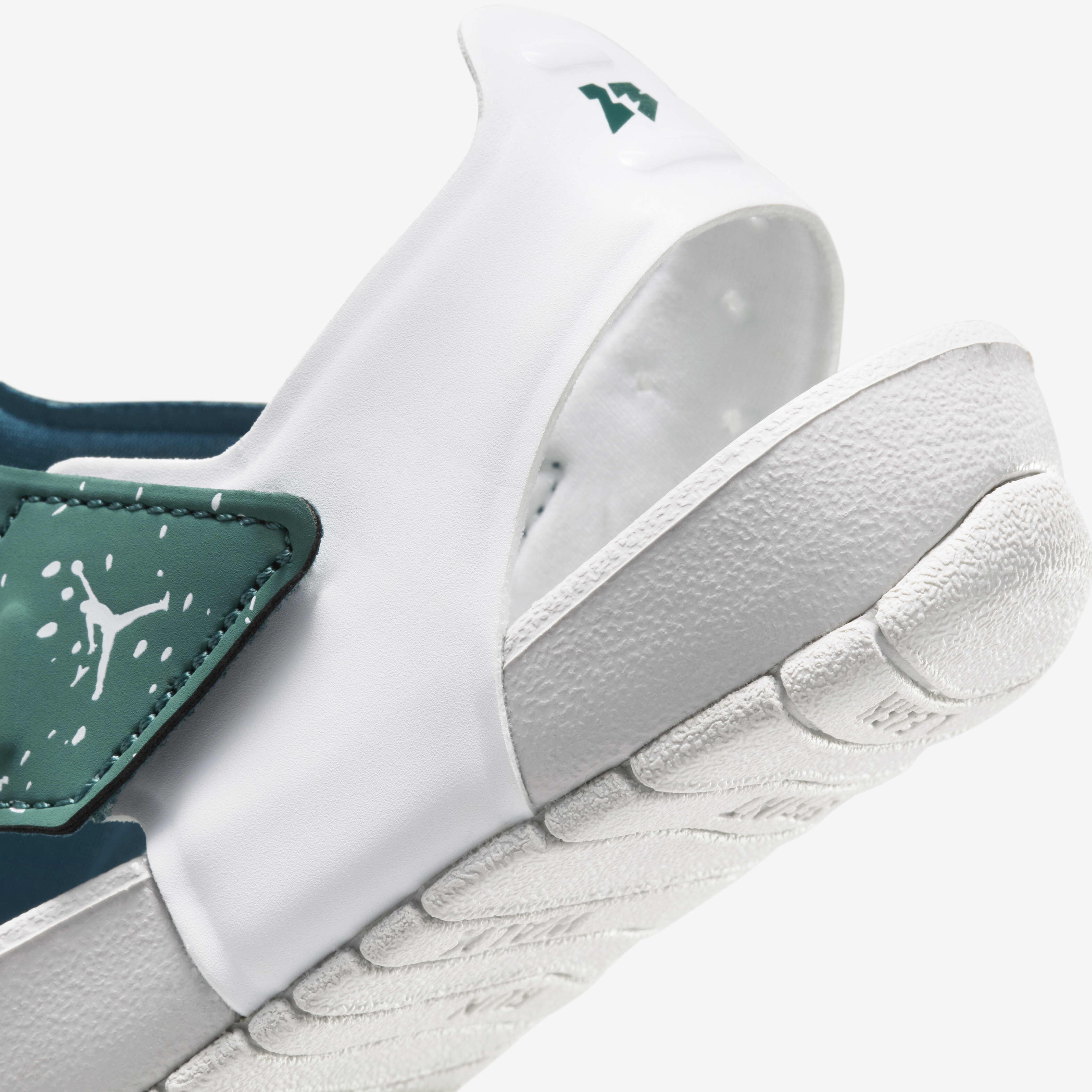 جوردن فلير image number 7