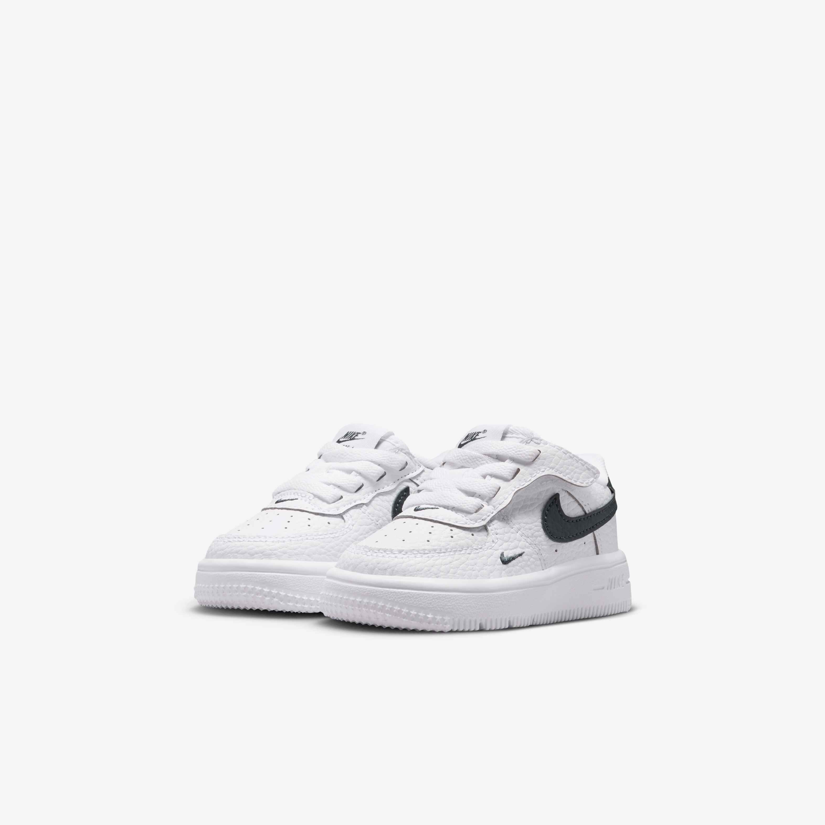 Nike Force 1 Low EasyOn image number 4