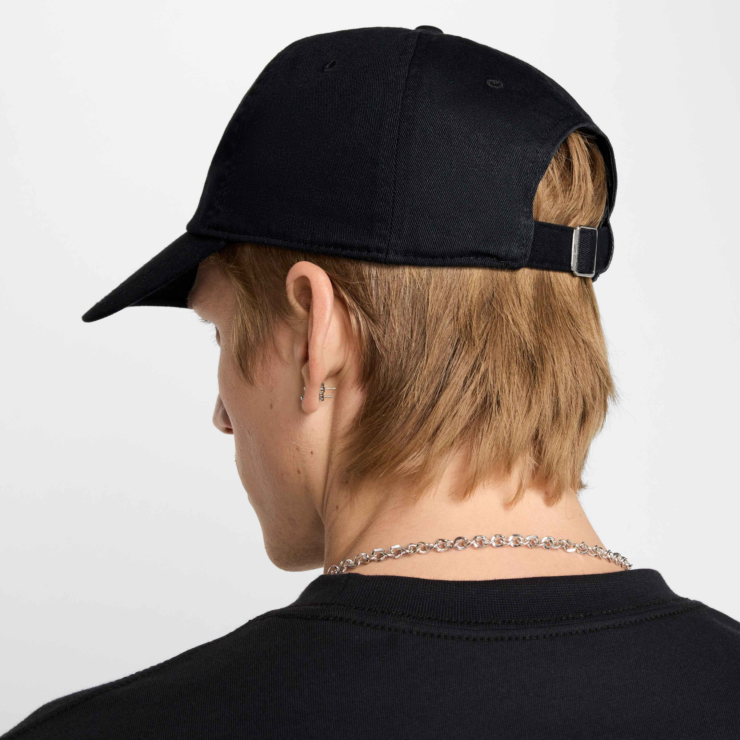 نايكي كلوب image number 1