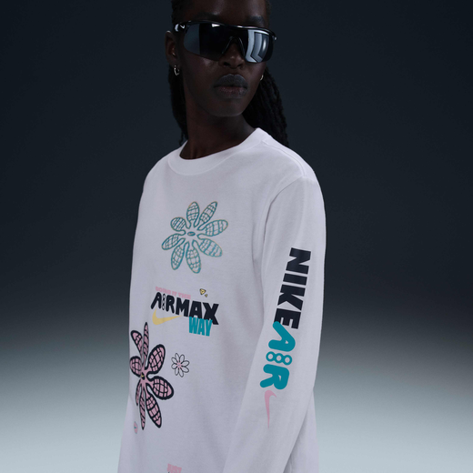 نايكي سبورتسوير