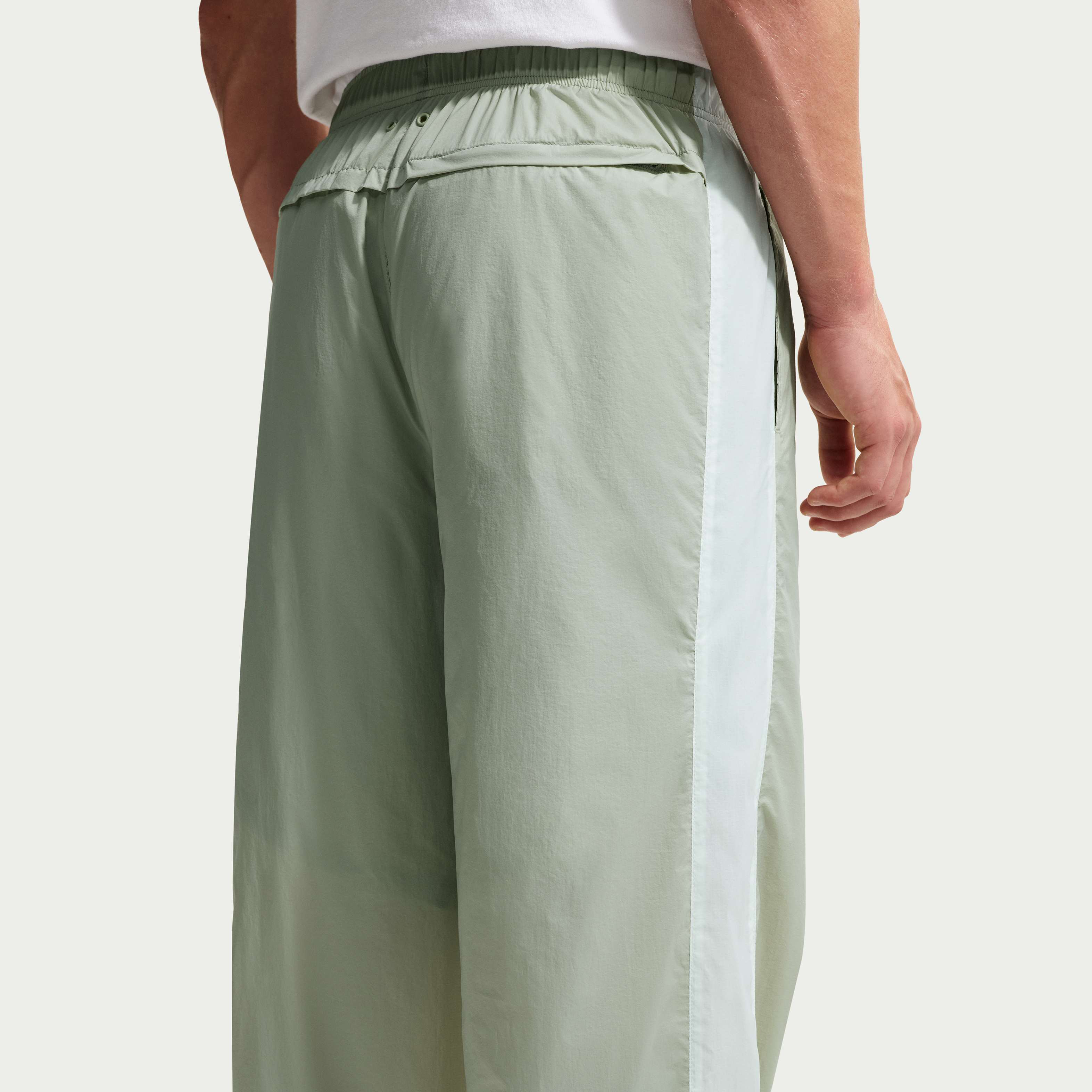 Nike Windrunner image number 2