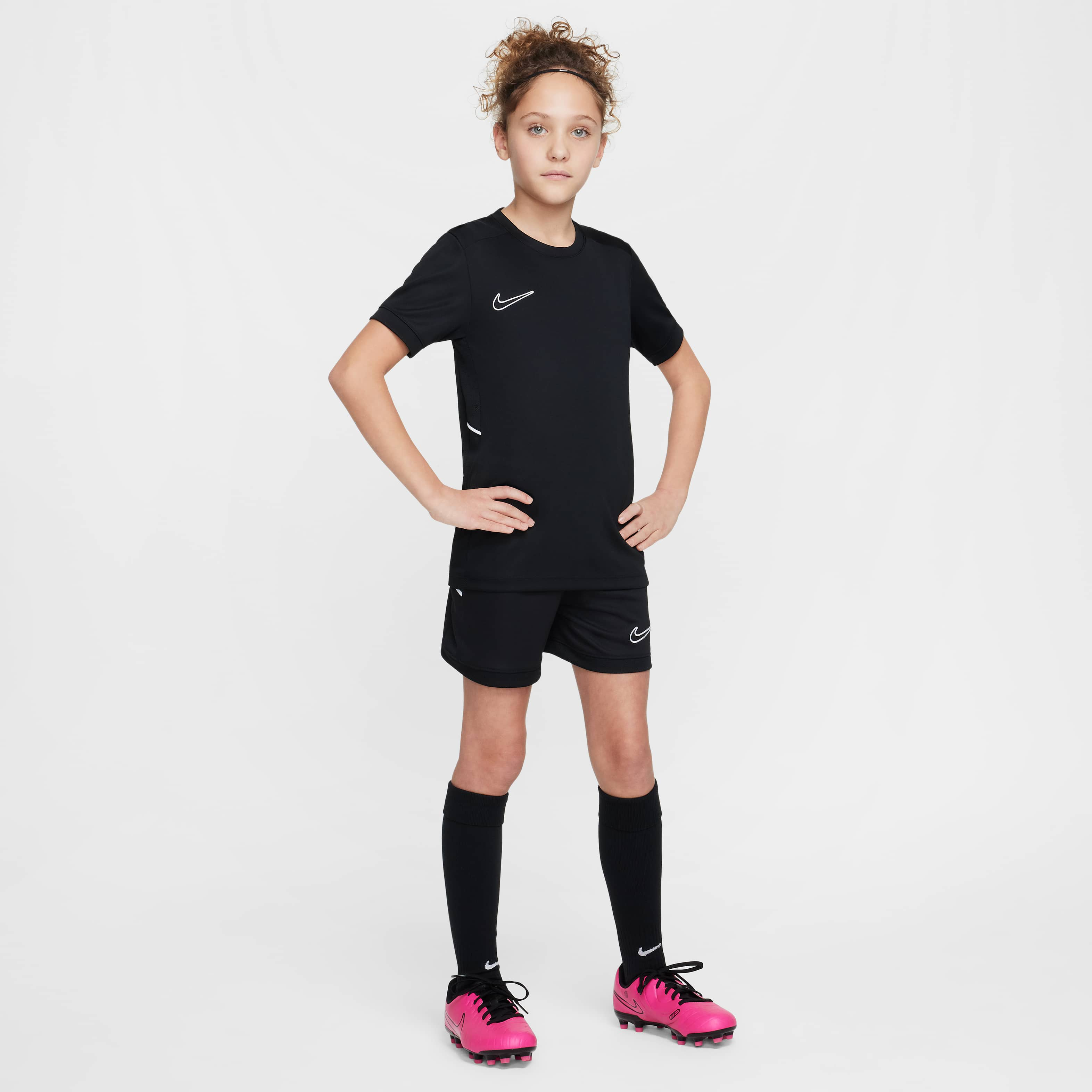 نايكي أكاديمي image number 5