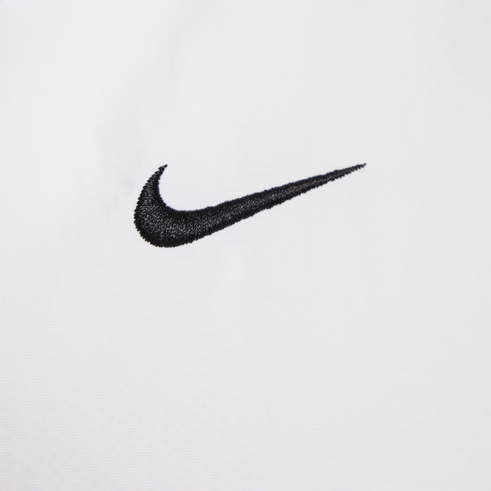 Nike Sportswear Essential image number 3 Nike Sportswear Essential image number 3