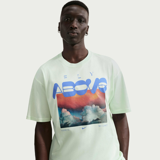 نايكي سبورتسوير