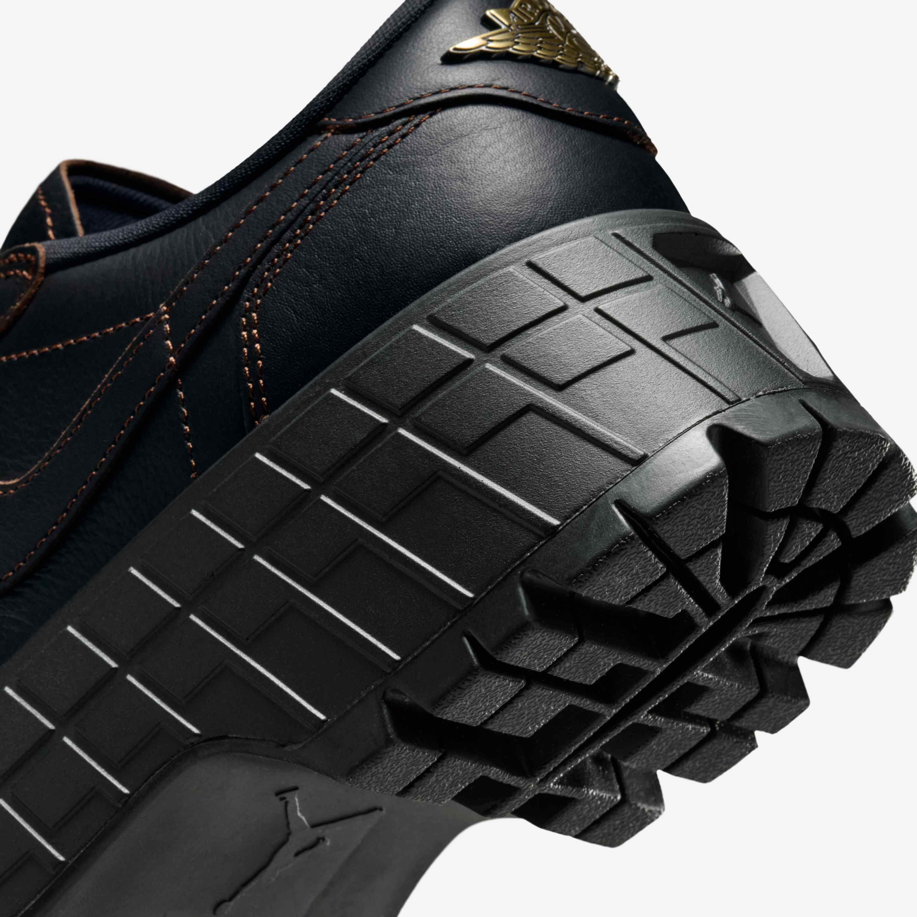 اير جوردن 1 بروكلين لو image number 7