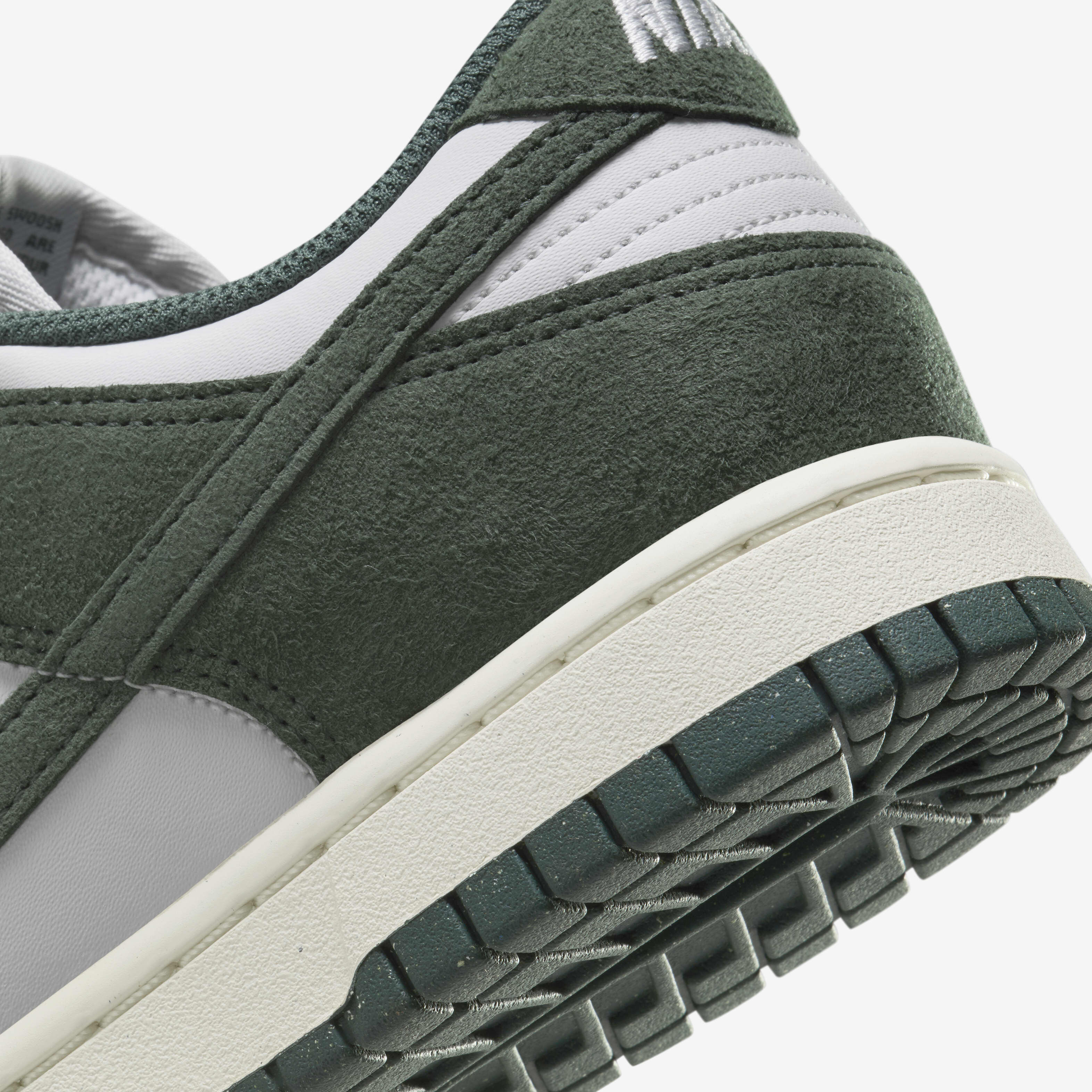 Nike Dunk Low image number 7